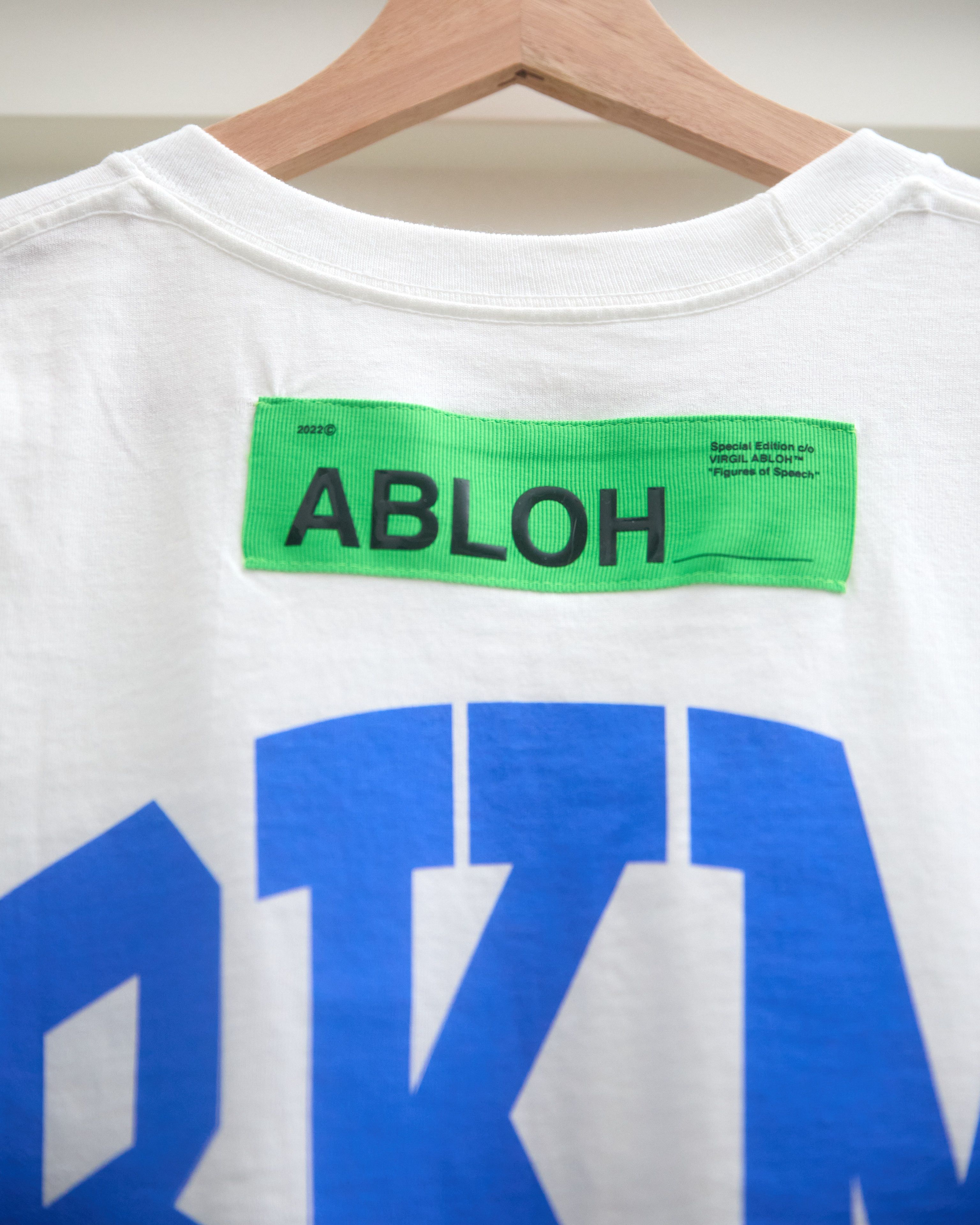 Champion × Virgil Abloh Virgil Abloh + Champion Size US S / EU 44-46 / 1 - 4 Thumbnail