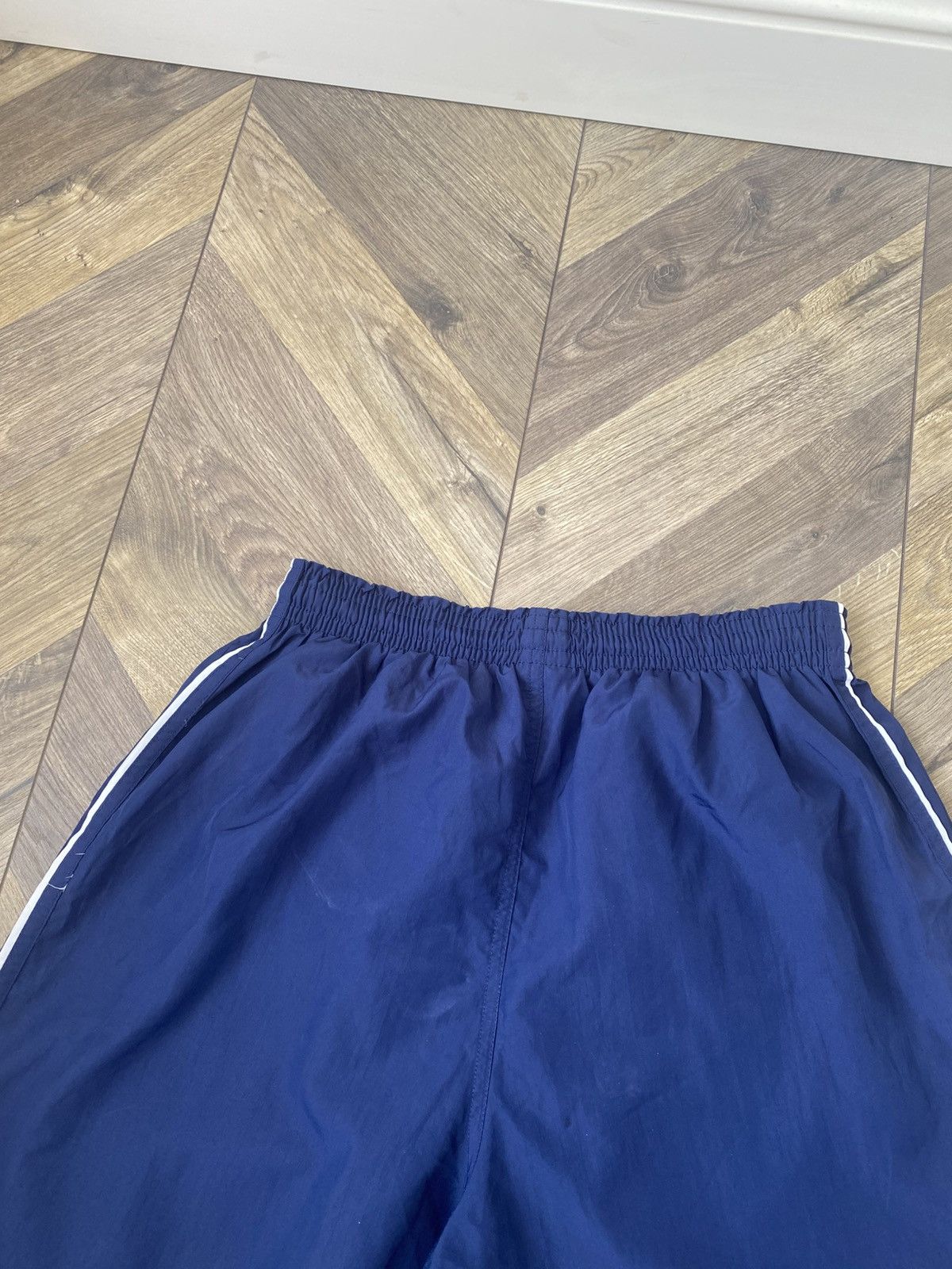 Nike × Vintage Vintage Nike 90s nylon shorts Size US 31 - 11 Thumbnail