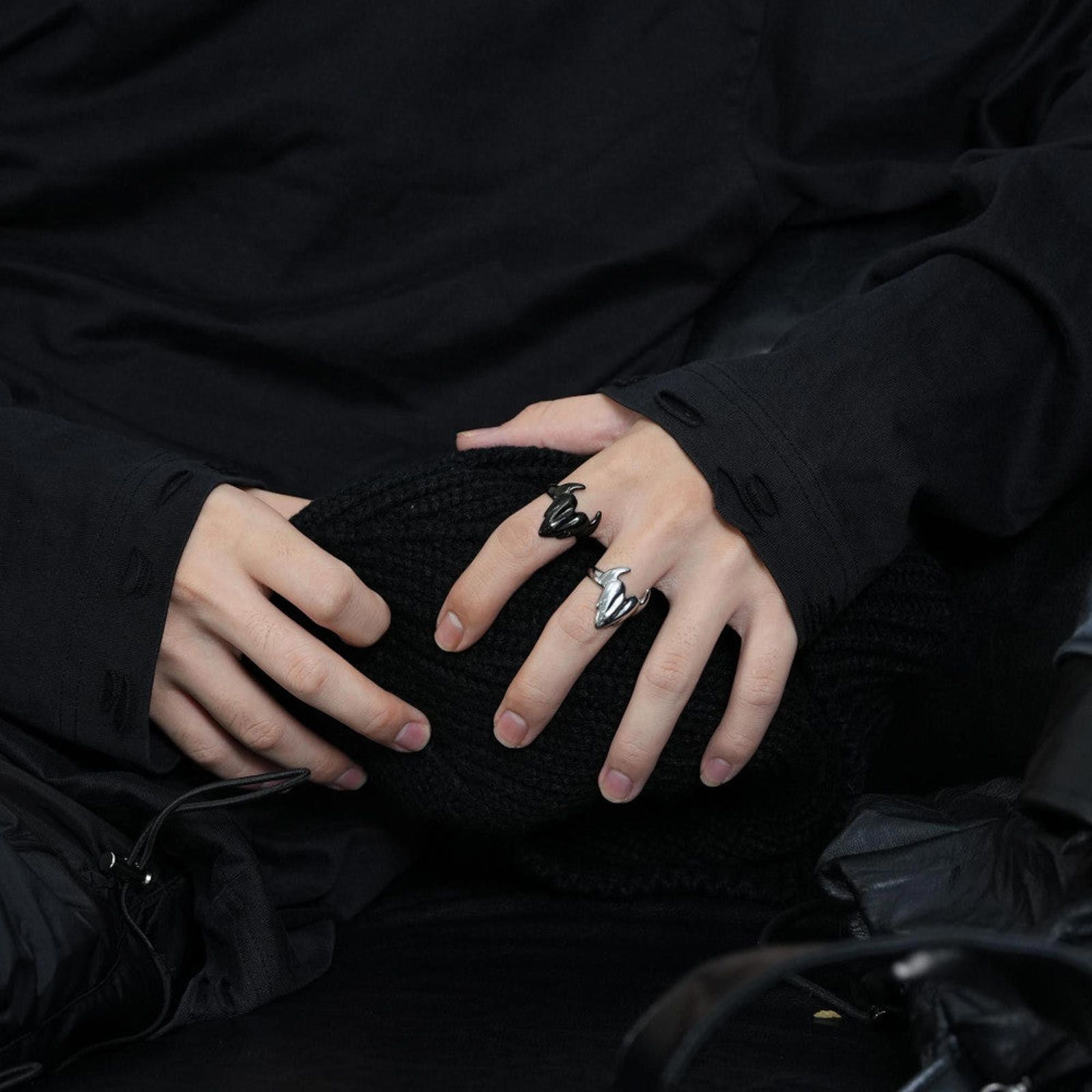 Other Modern Rings Set - Black / Silver Size ONE SIZE - 5 Thumbnail
