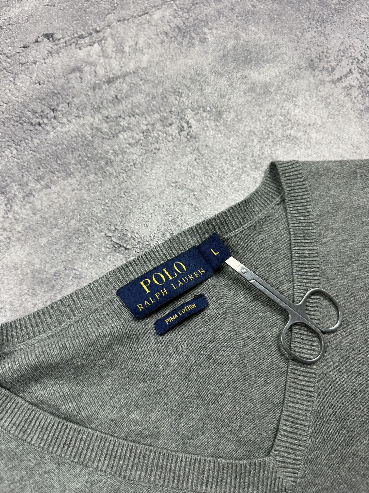 Polo Ralph Lauren Vintage Polo Ralph Lauren Grey V-Neck Sweater Jumper Pony Size US L / EU 52-54 / 3 - 7 Thumbnail
