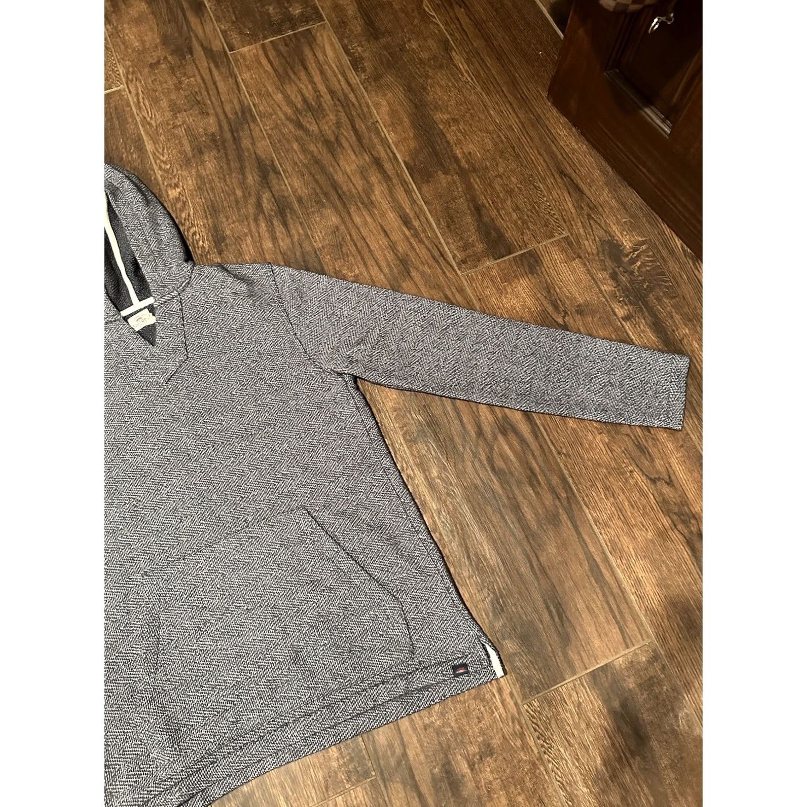 Faherty VINTAGE? FAHERTY Granite Gray Baja Beach Poncho mens hoodie Size M Size US M / EU 48-50 / 2 - 2 Thumbnail