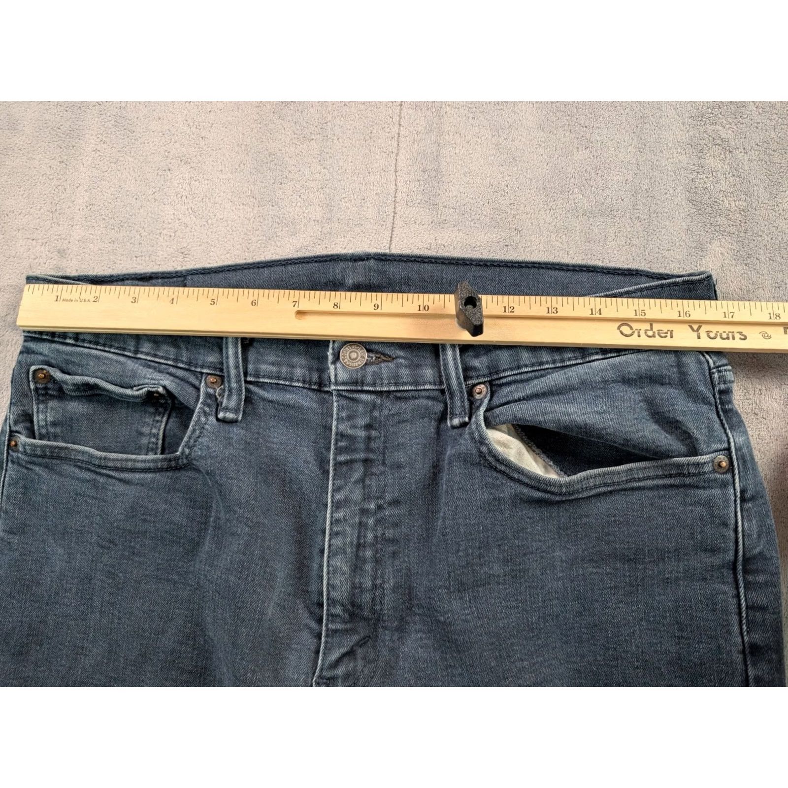 Levi's Levi's 502 Jeans Regular Taper Men's 34 Dark Wash Denim 5-Pocket Zip Button Mid Rise 30 Inseam City USA Retro Band 90s 80s Size US 34 / EU 50 - 2 Thumbnail