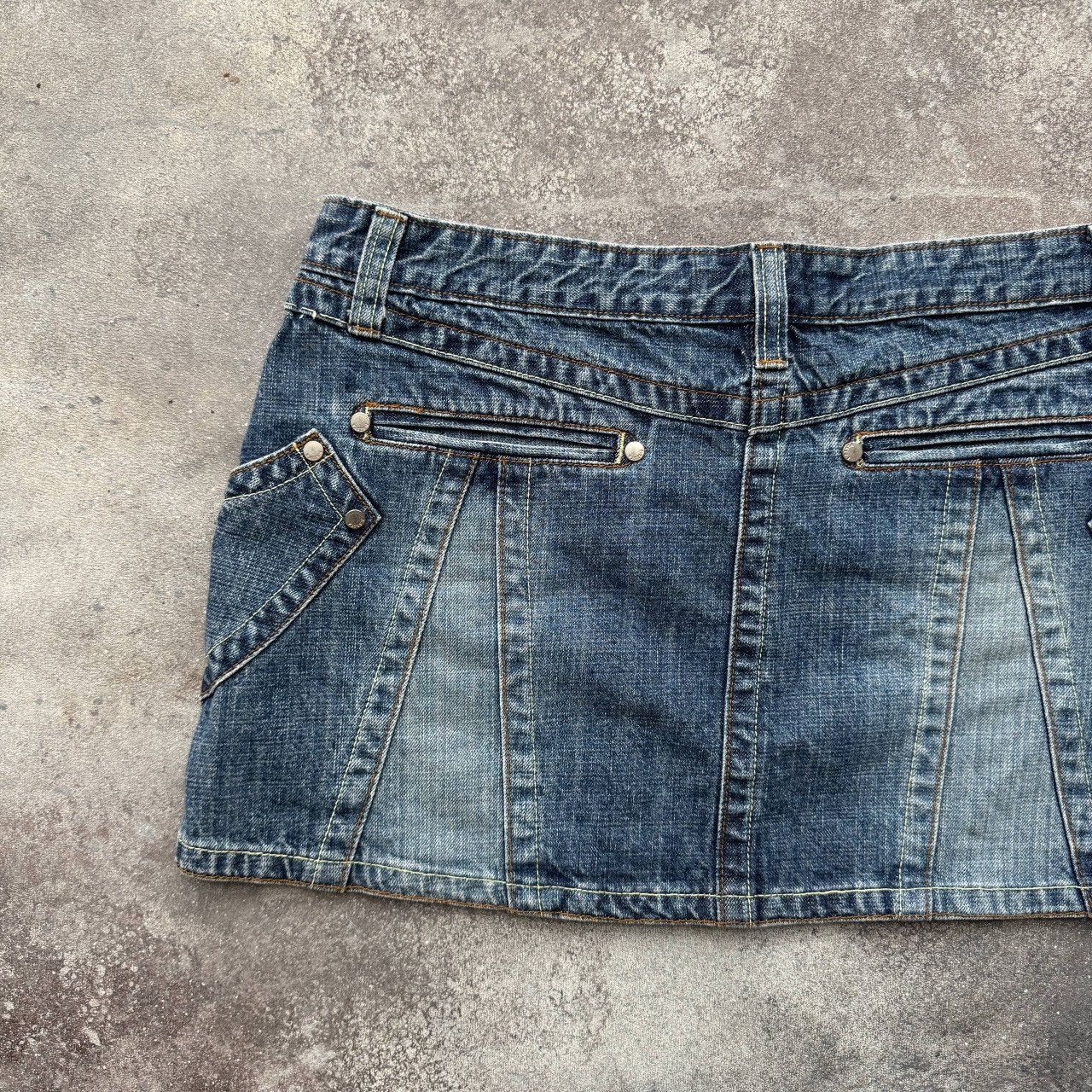 Hysteric Glamour Fishbone Y2K Vintage Glamour Low Rise Mini Skirt Size 30" / US 8 / IT 44 - 6 Thumbnail