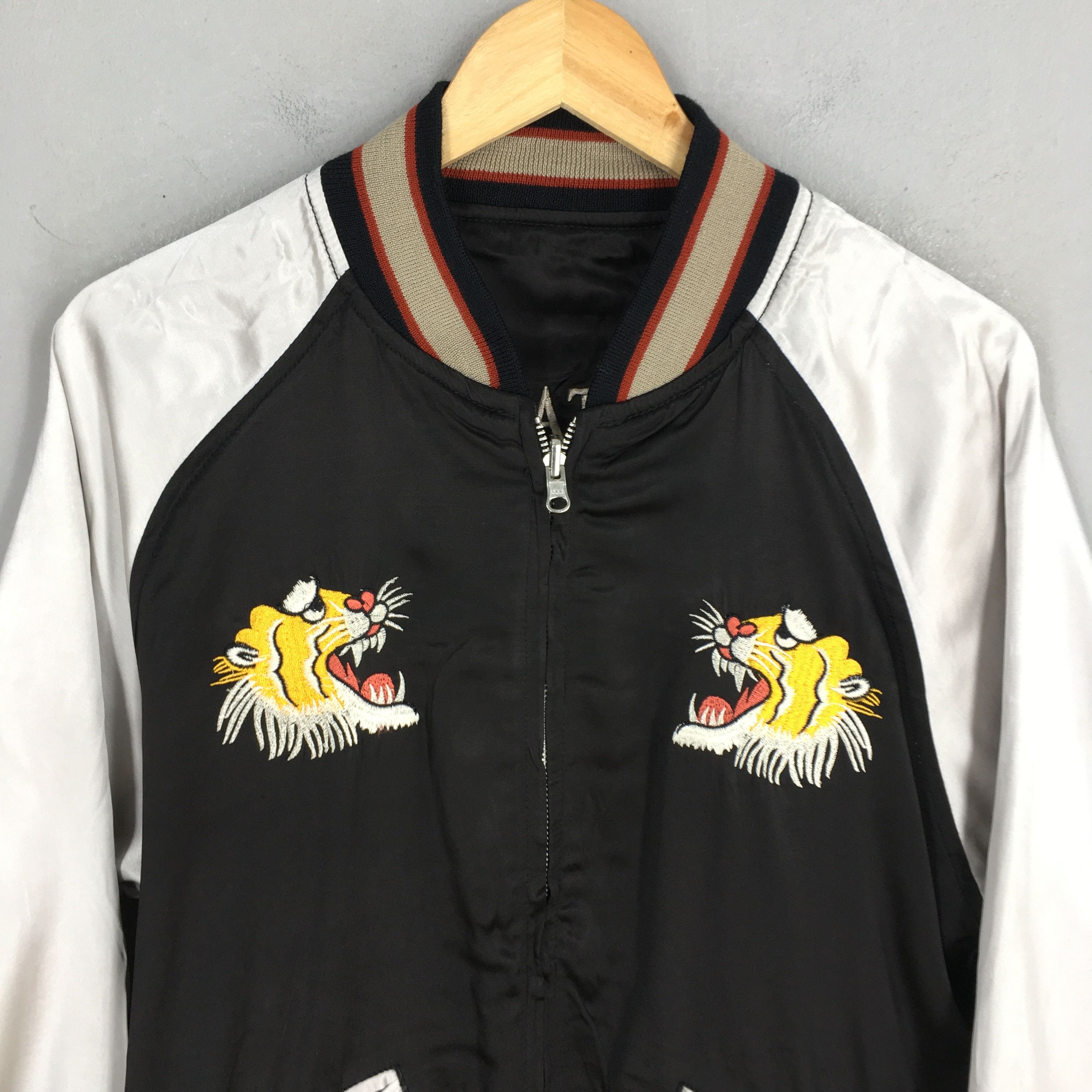 Japanese Brand Vintage Sukajan Yokosuka Tiger Souvenir Black Jacket Medium Size US M / EU 48-50 / 2 - 5 Thumbnail