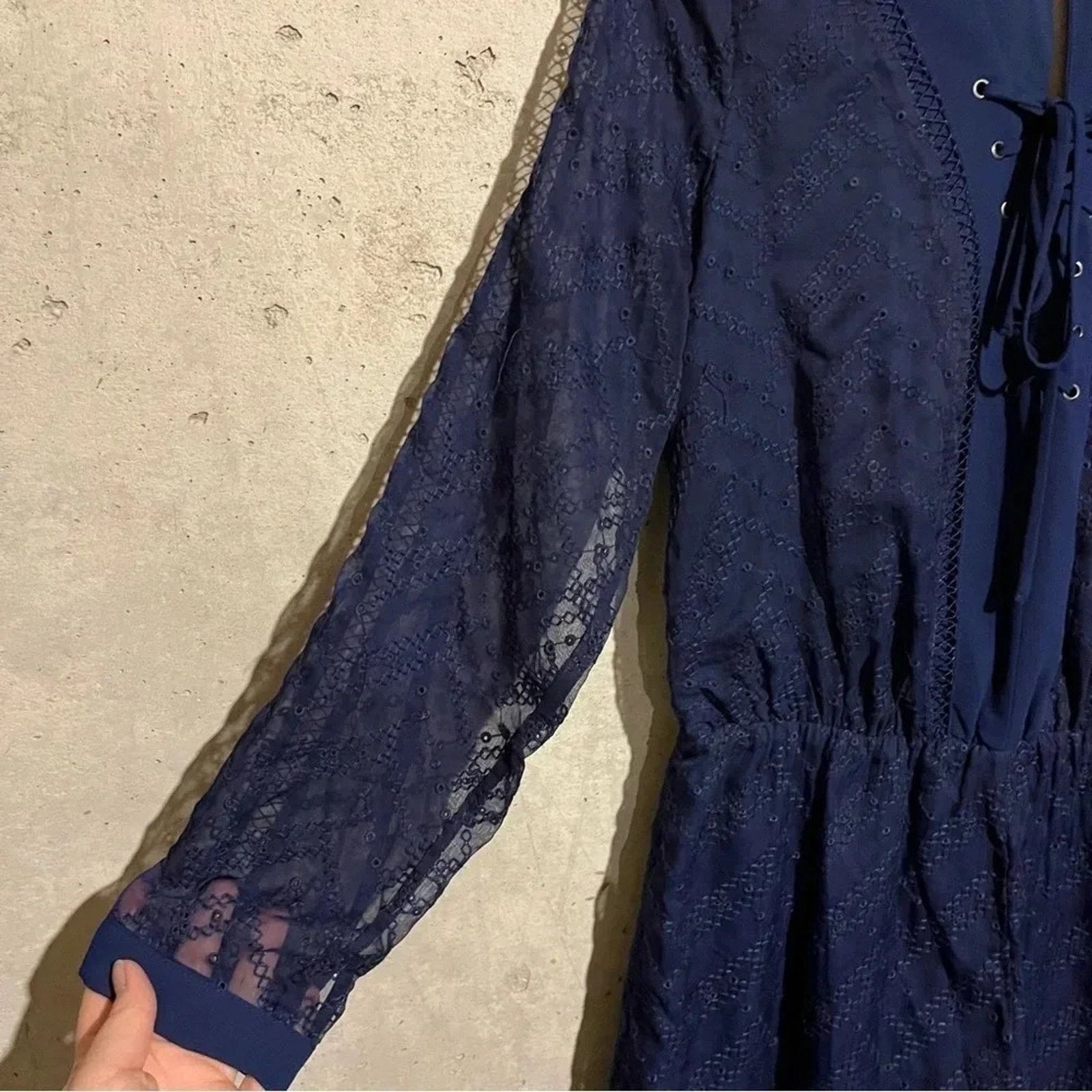 Other Adelyn Rae Navy Eyelet Lace Romper Sz M Long Sleeves Shorts Size M / US 6-8 / IT 42-44 - 3 Thumbnail