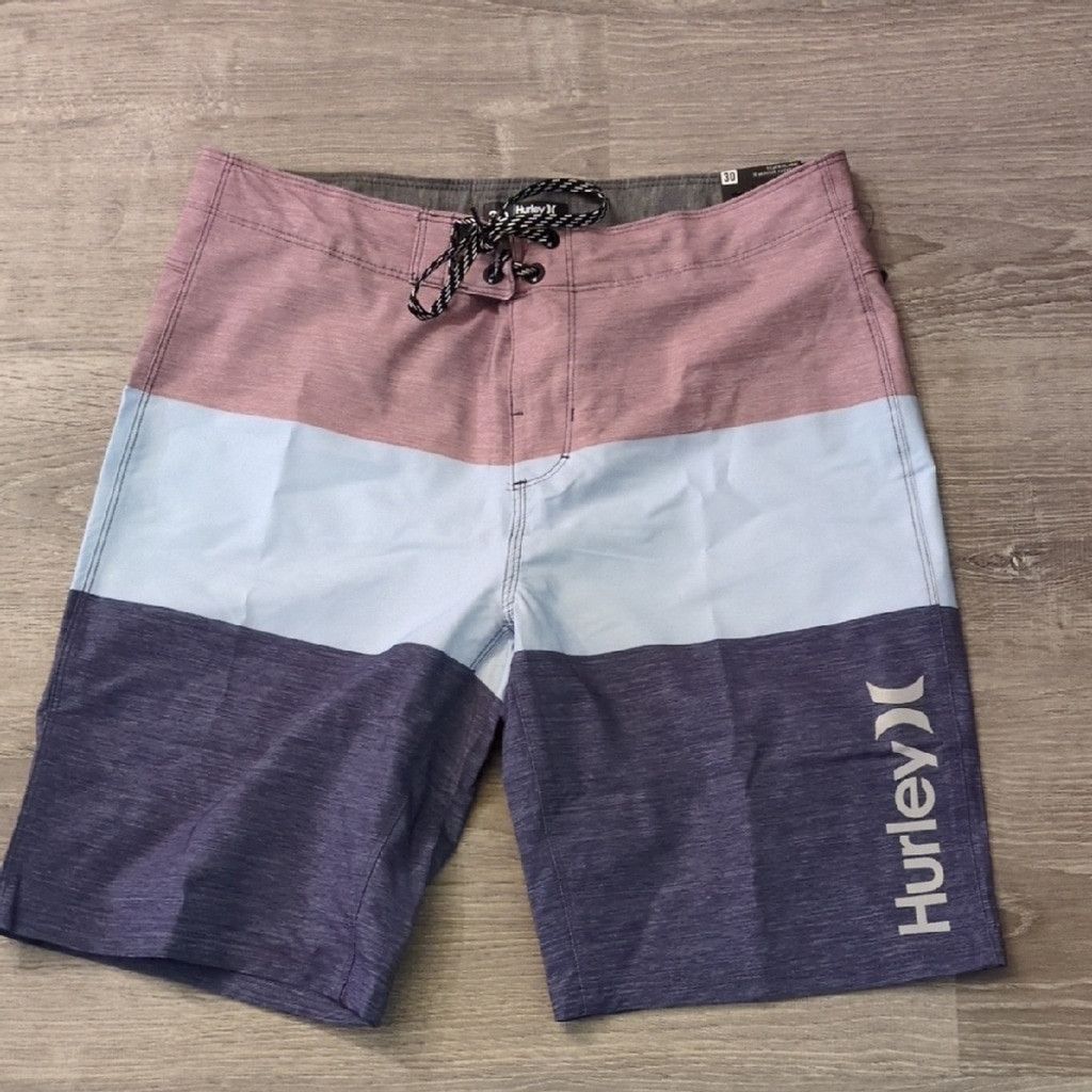 Hurley Hurley Color Blocked Board Shorts Diffused Blue Size 30 Size US 30 / EU 46 - 1 Thumbnail