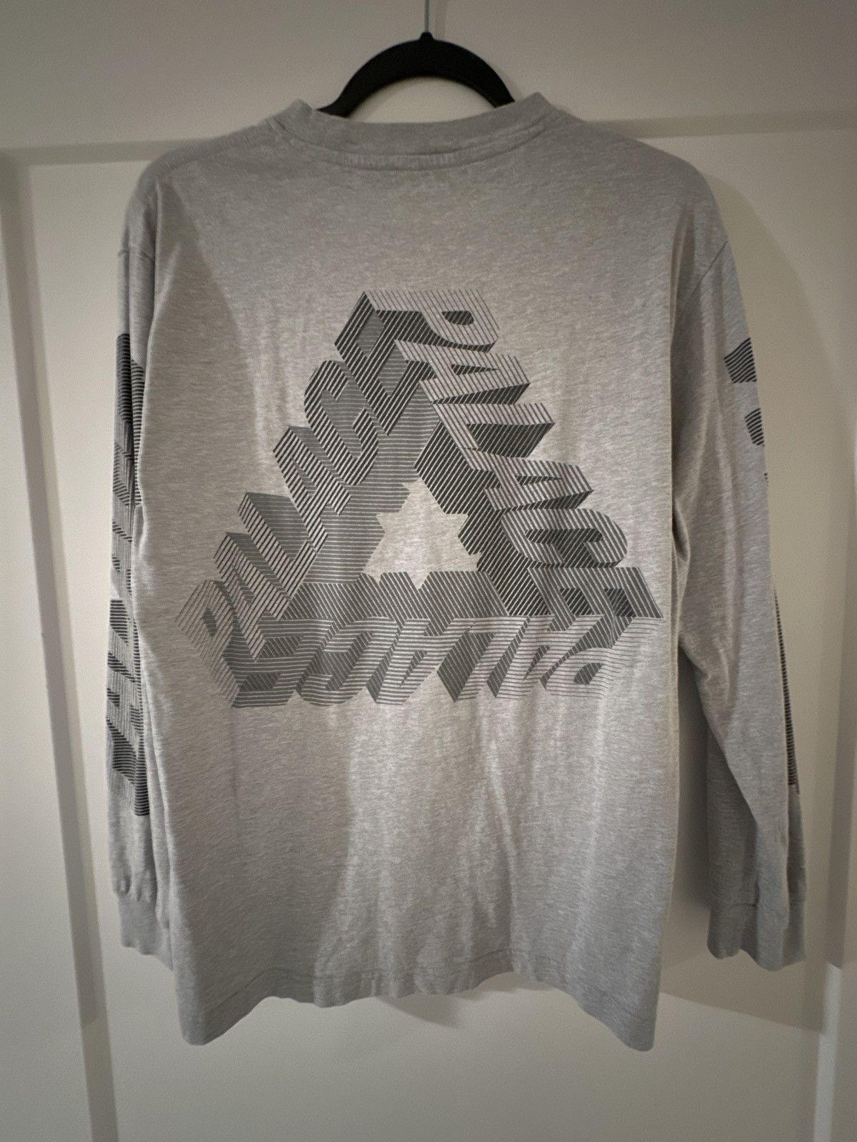 Palace Palace P3D longsleeve Size US S / EU 44-46 / 1 - 2 Thumbnail