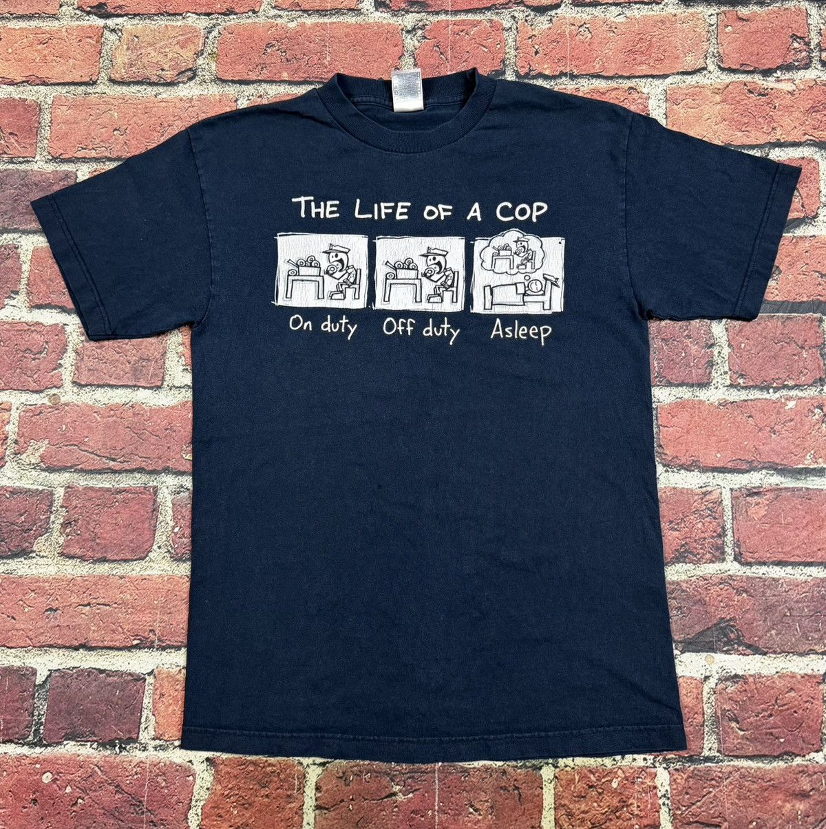 AAA Vintage The Life Of A Cop Donut Funny Tee Skater Comic Strip Size US M / EU 48-50 / 2 - 1 Thumbnail