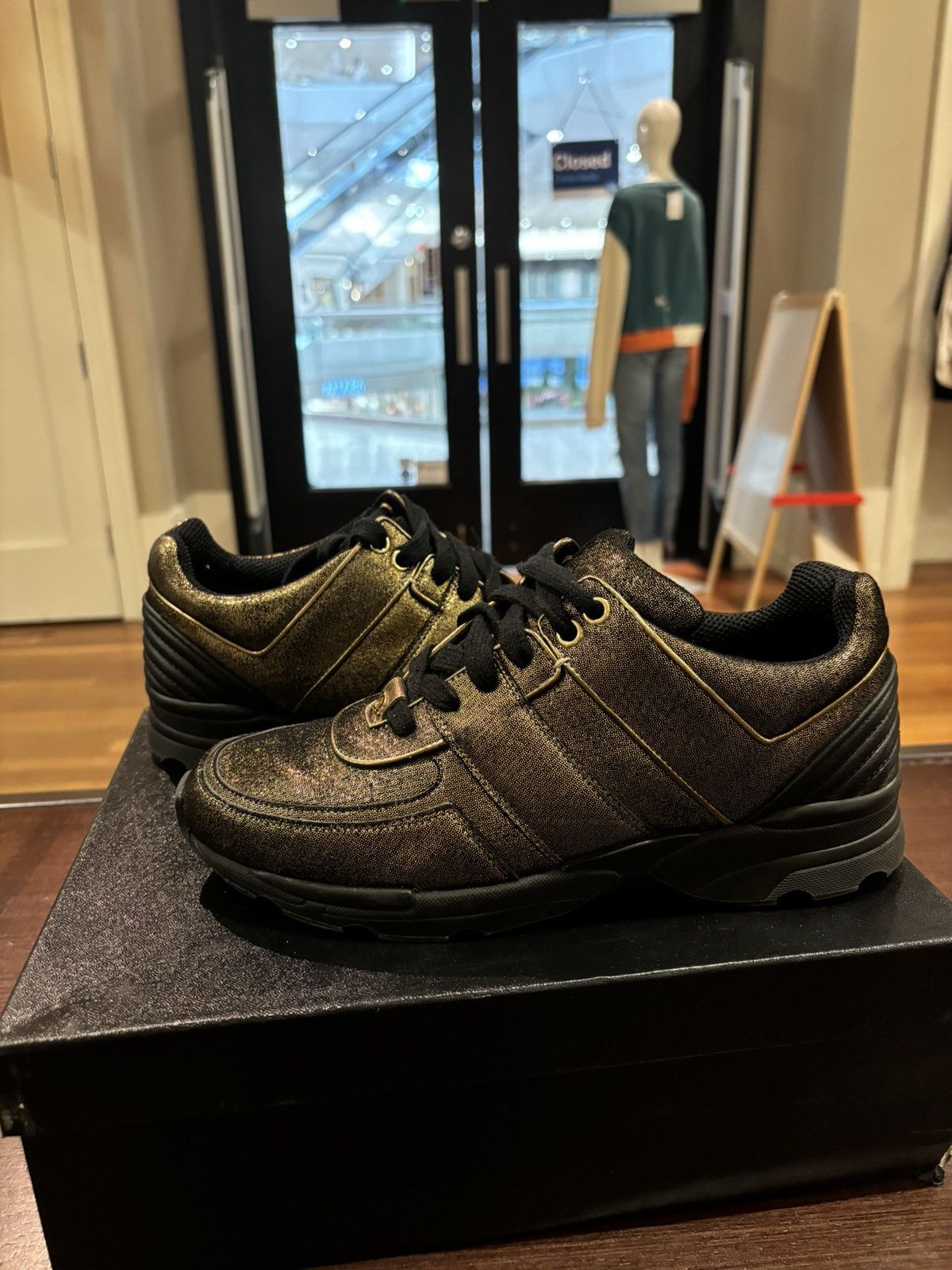 Chanel Chanel Trainer Gold/Black Size US 5.5 / EU 38 - 1 Thumbnail