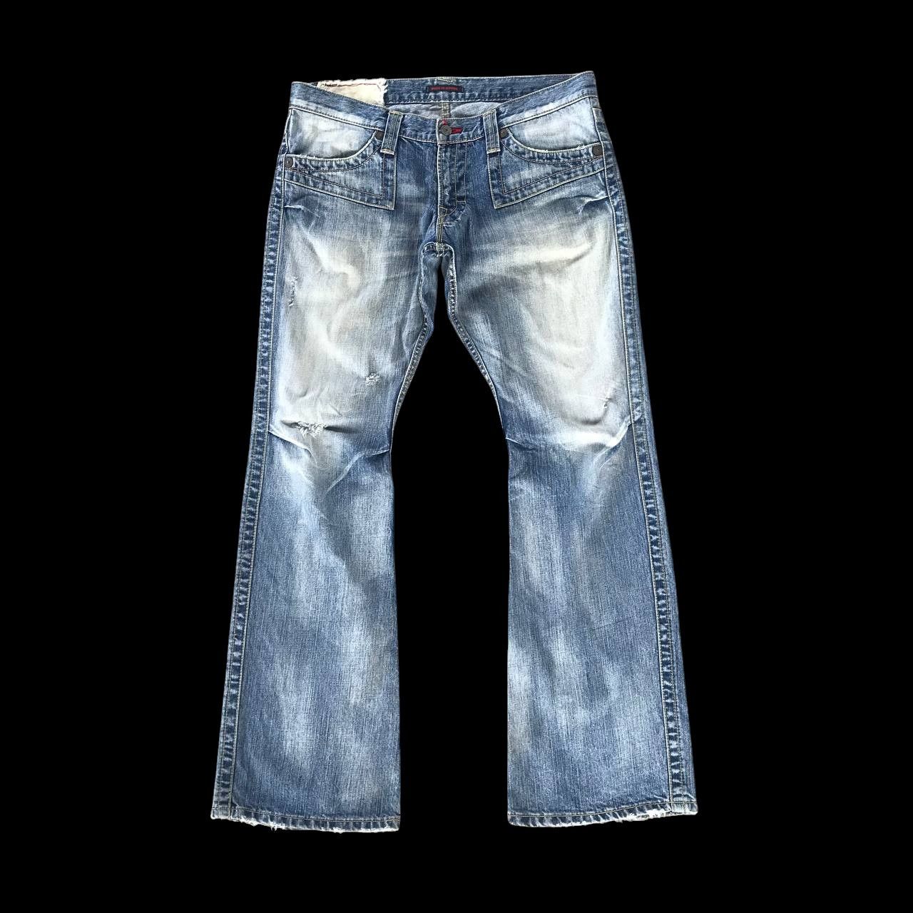 Blue Blue Japan FLARED BLUEWAY JAPAN DISTRESSED LOWRISE DENIM W33x33 Size US 33 - 1 Thumbnail