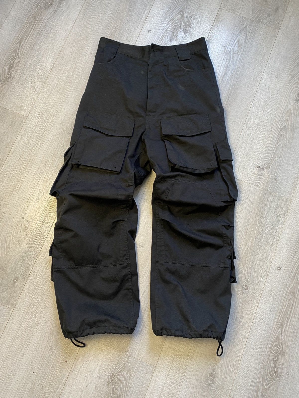 Balenciaga Balenciaga SS20 Multi-pocket cargo pants | Grailed