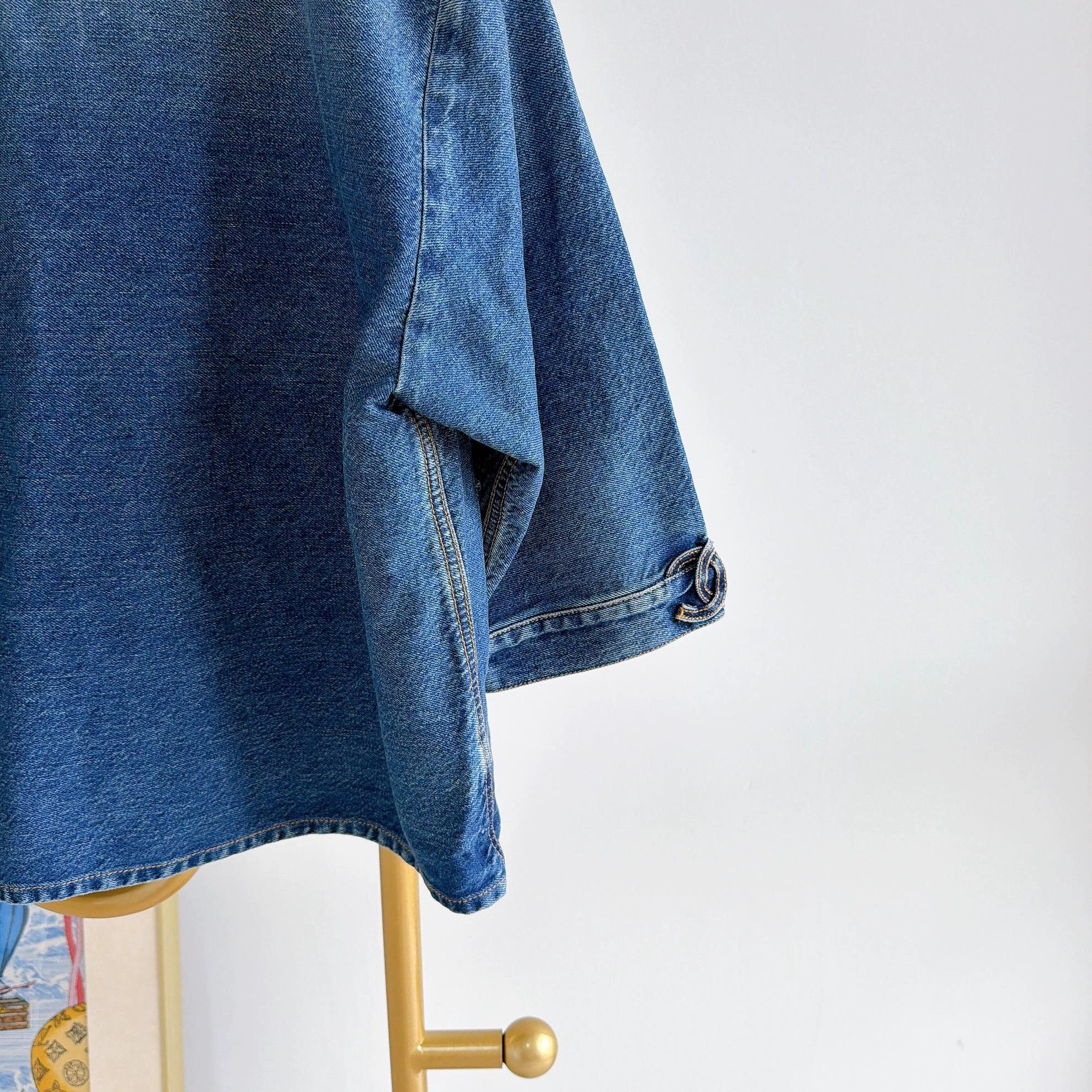 Chanel Chanel blue denim jacket women's size 34 Size XS / US 0-2 / IT 36-38 - 6 Thumbnail