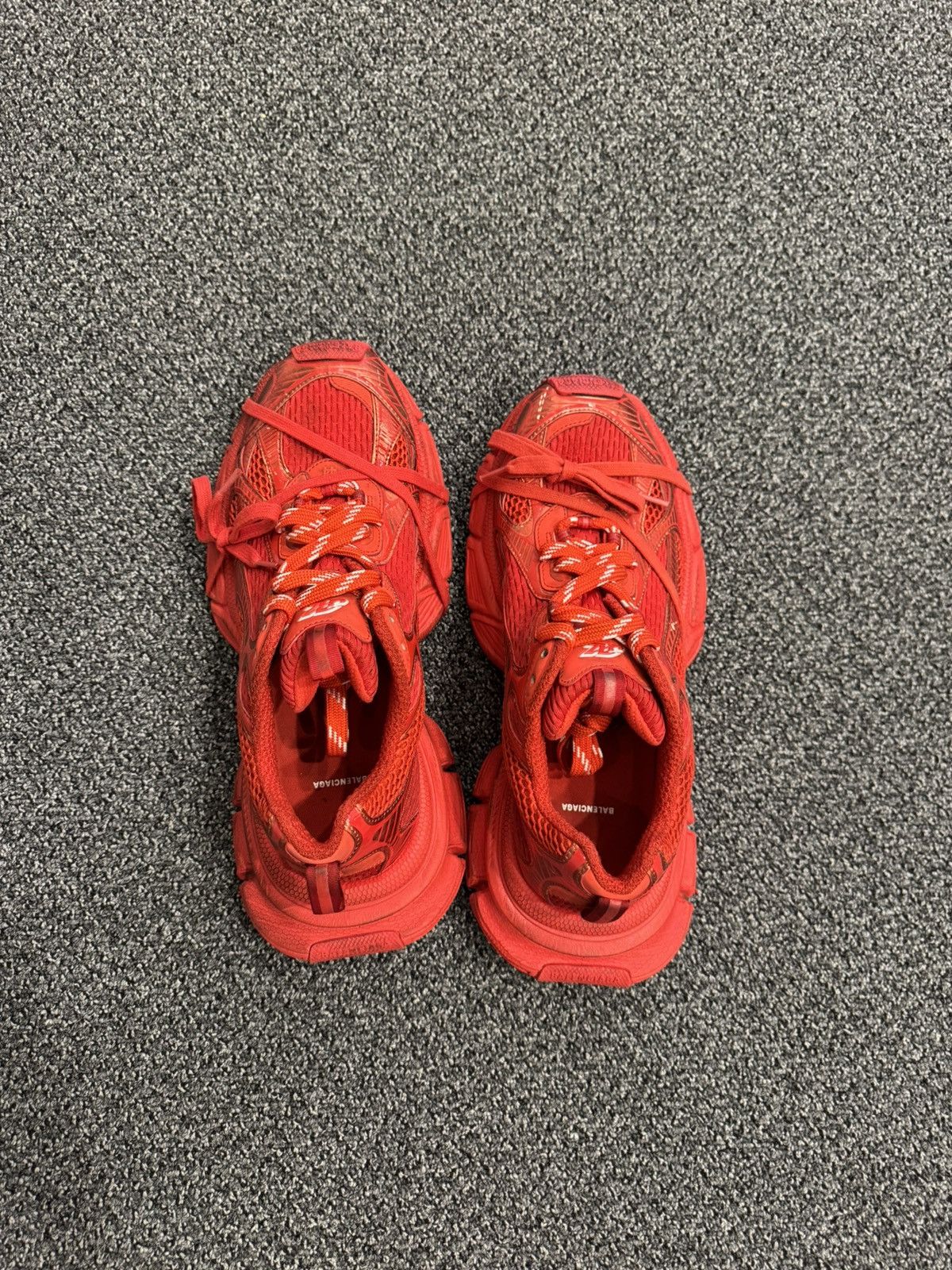Balenciaga Balenciaga 3XL Red (US 10.5/11M) Size US 11 / EU 44 - 4 Thumbnail
