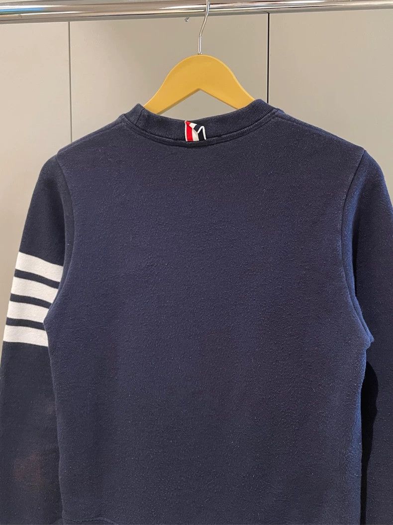 Thom Browne Thom browne Dark blue classic four-striped round-neck sweat Size US S / EU 44-46 / 1 - 5 Thumbnail