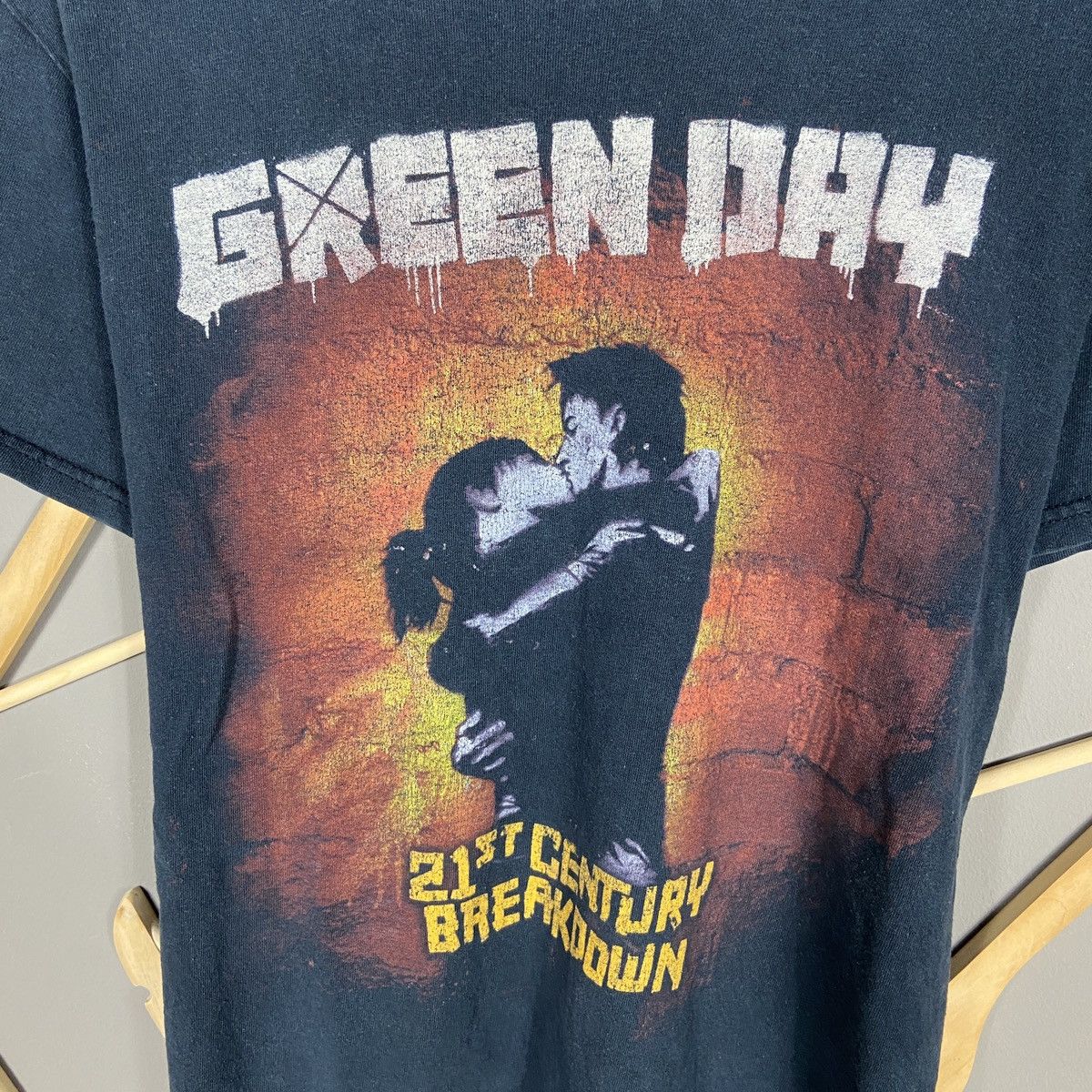 Band Tees × Vintage Y2K Greenday 21st century breakdown band t-shirt Size US S / EU 44-46 / 1 - 4 Thumbnail