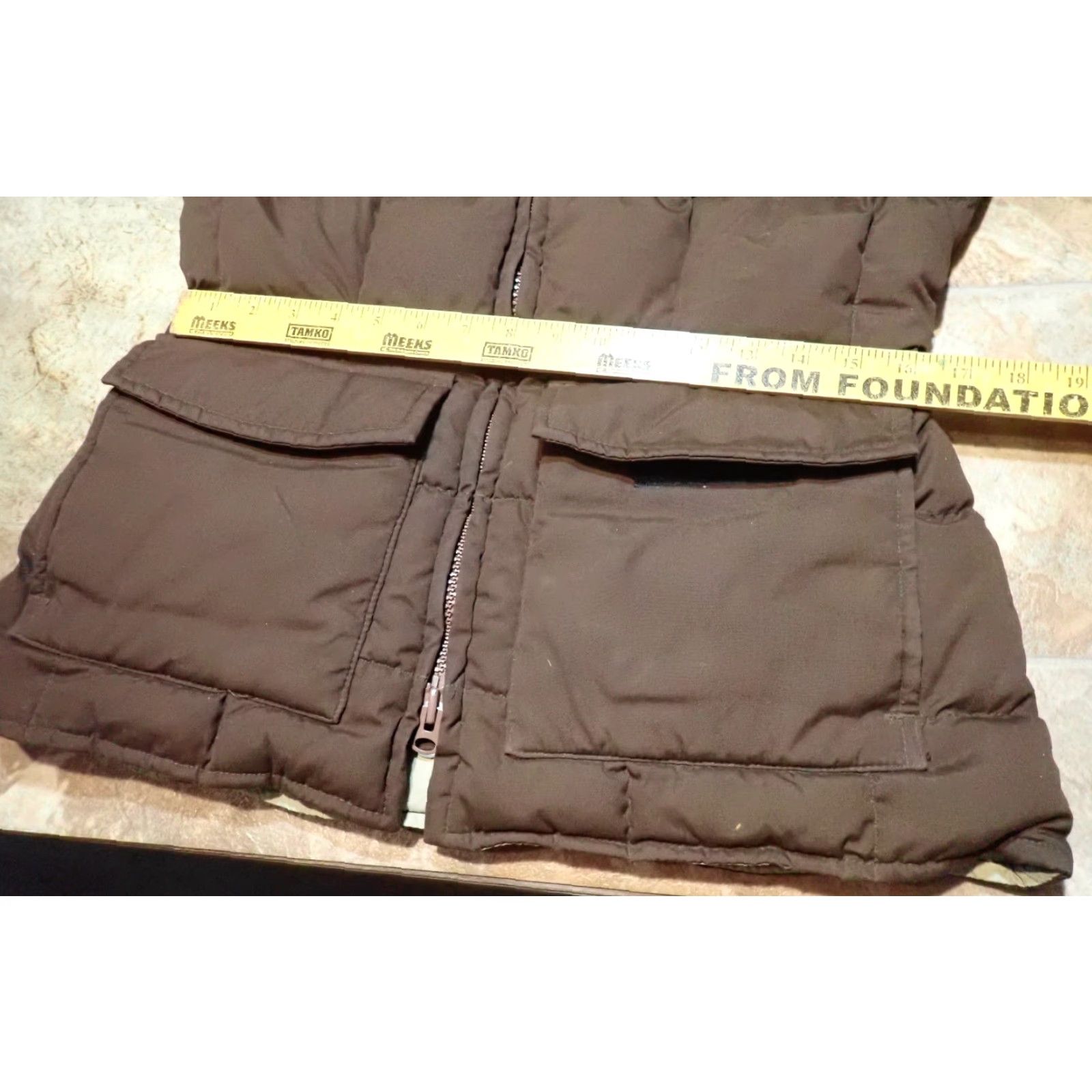 Eddie Bauer VINTAGE Eddie Bauer JACKET | 80s Puffer Women’s Medium Brown Down? Fur-Like Collar Insulated Full Zip Quilted Distressed 90s Classic Designer Size M / US 6-8 / IT 42-44 - 7 Thumbnail