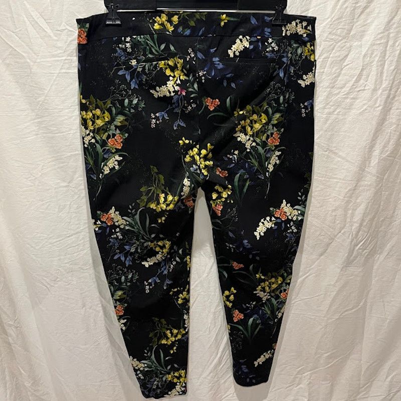 Chicos Chico's Brigitte Floral Ankle Pants Pullon Sz 4T US 20 Tall Size 42" / US 20 - 3 Thumbnail