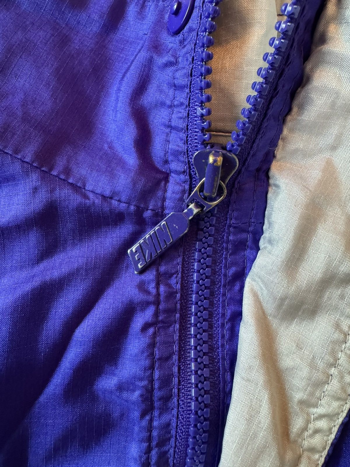 Vintage 90s Nike windbreaker jump suit Size US L / EU 52-54 / 3 - 3 Thumbnail