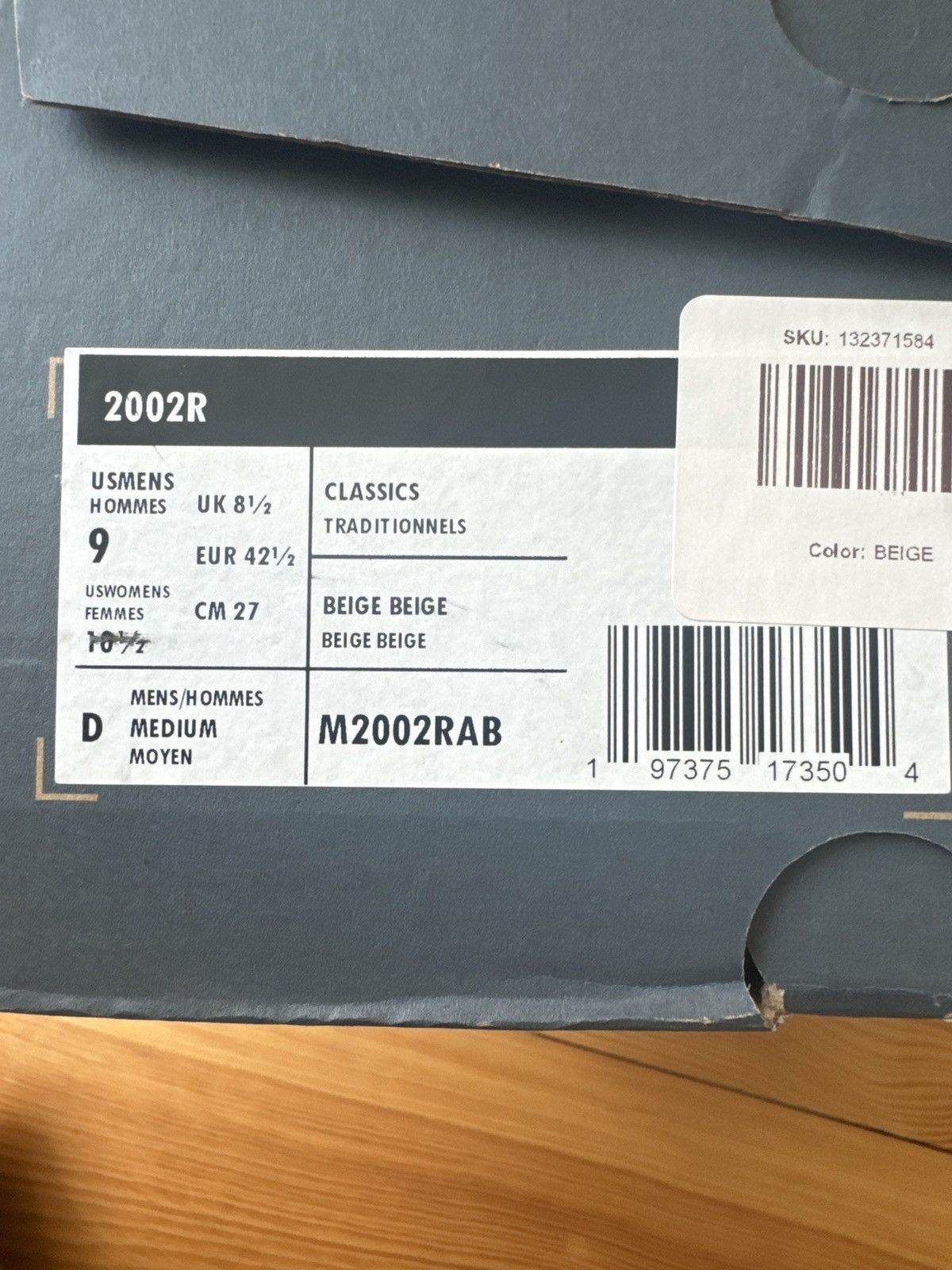 New Balance DS Original New Balance 2002R M2002RAB Size US 9 / EU 42 - 7 Thumbnail