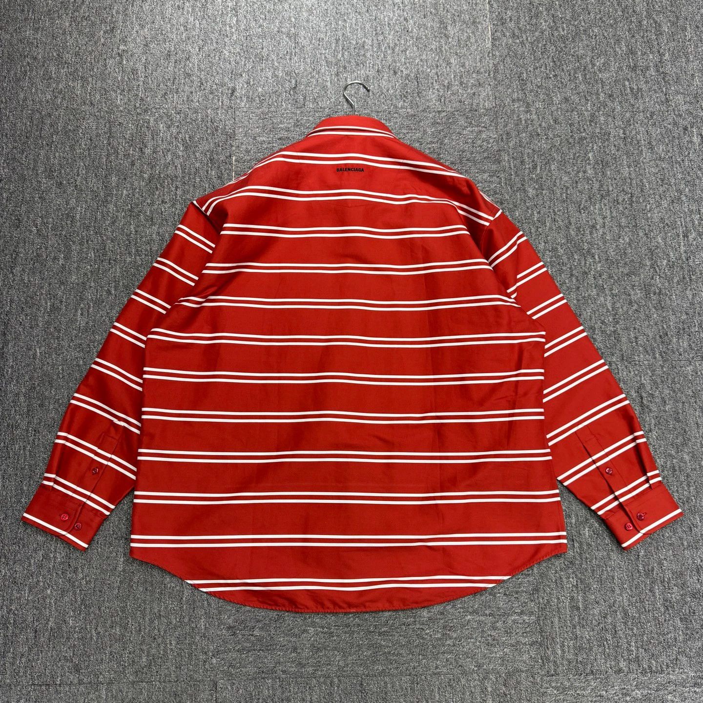 Balenciaga Balenciaga Red & White Stripe Shirt 38 Size US S / EU 44-46 / 1 - 5 Thumbnail
