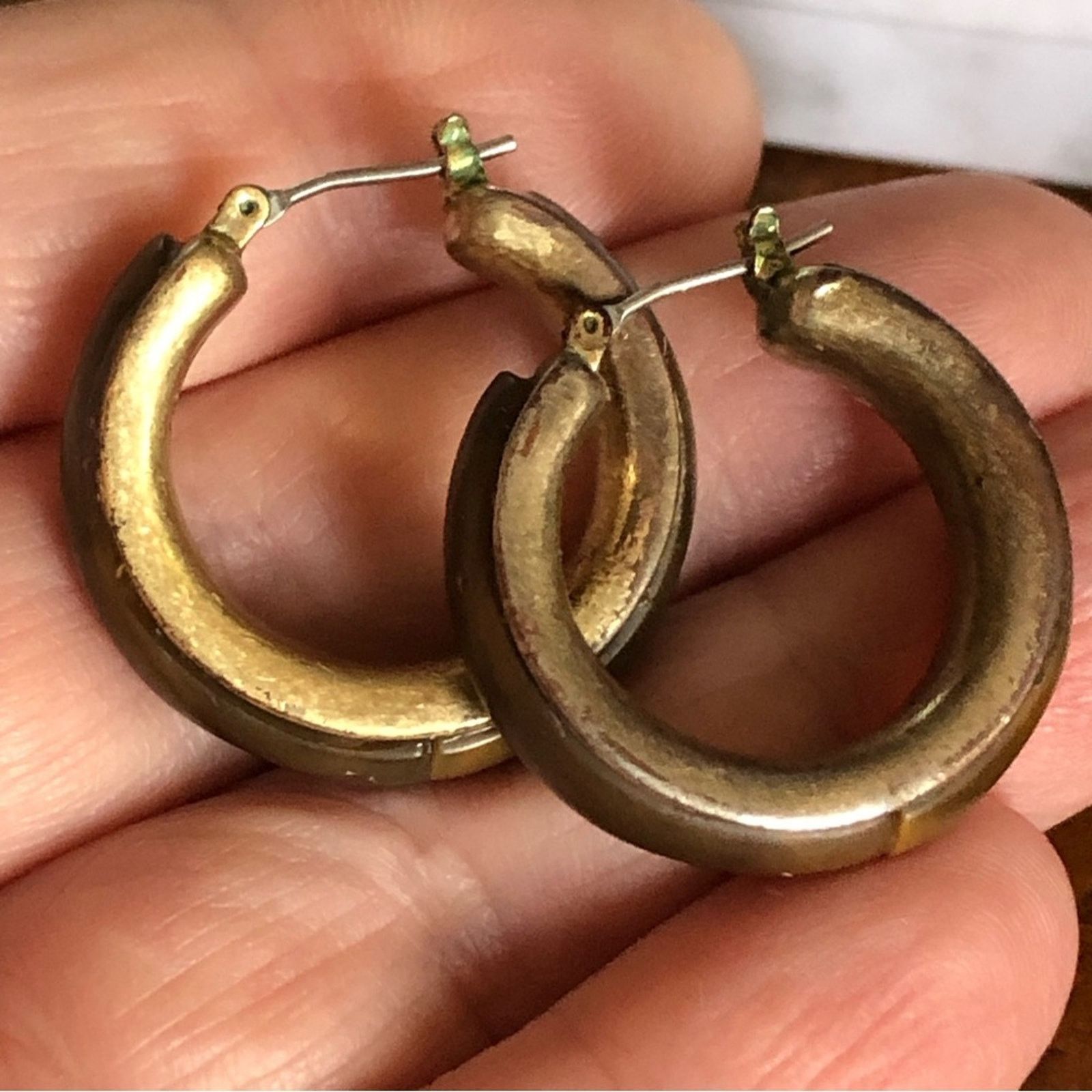 Jewelry Vintage Liz Claiborne simulated tiger eye hoop earrings Size ONE SIZE - 5 Thumbnail