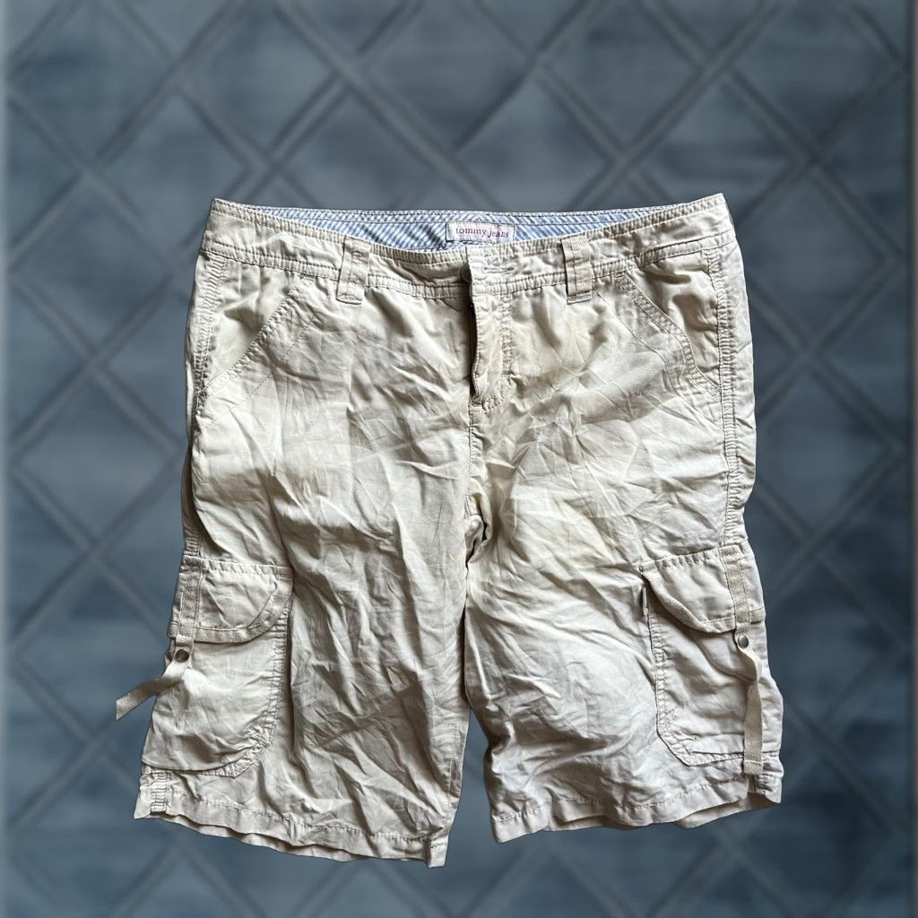 Tommy Hilfiger VINTAGE Tommy Hilfiger Cargo Shorts Women Size 7 Beige Cotton Drawstring Pockets Casual Summer Size 28" / US 6 / IT 42 - 1 Thumbnail