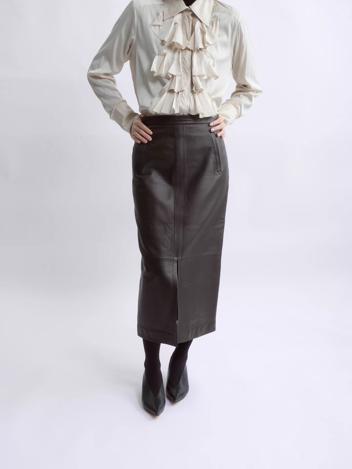 Loewe LOEWE Vintage Brown Leather High-Waist Pencil Skirt Size 26" / US 2 / IT 38 - 1 Thumbnail