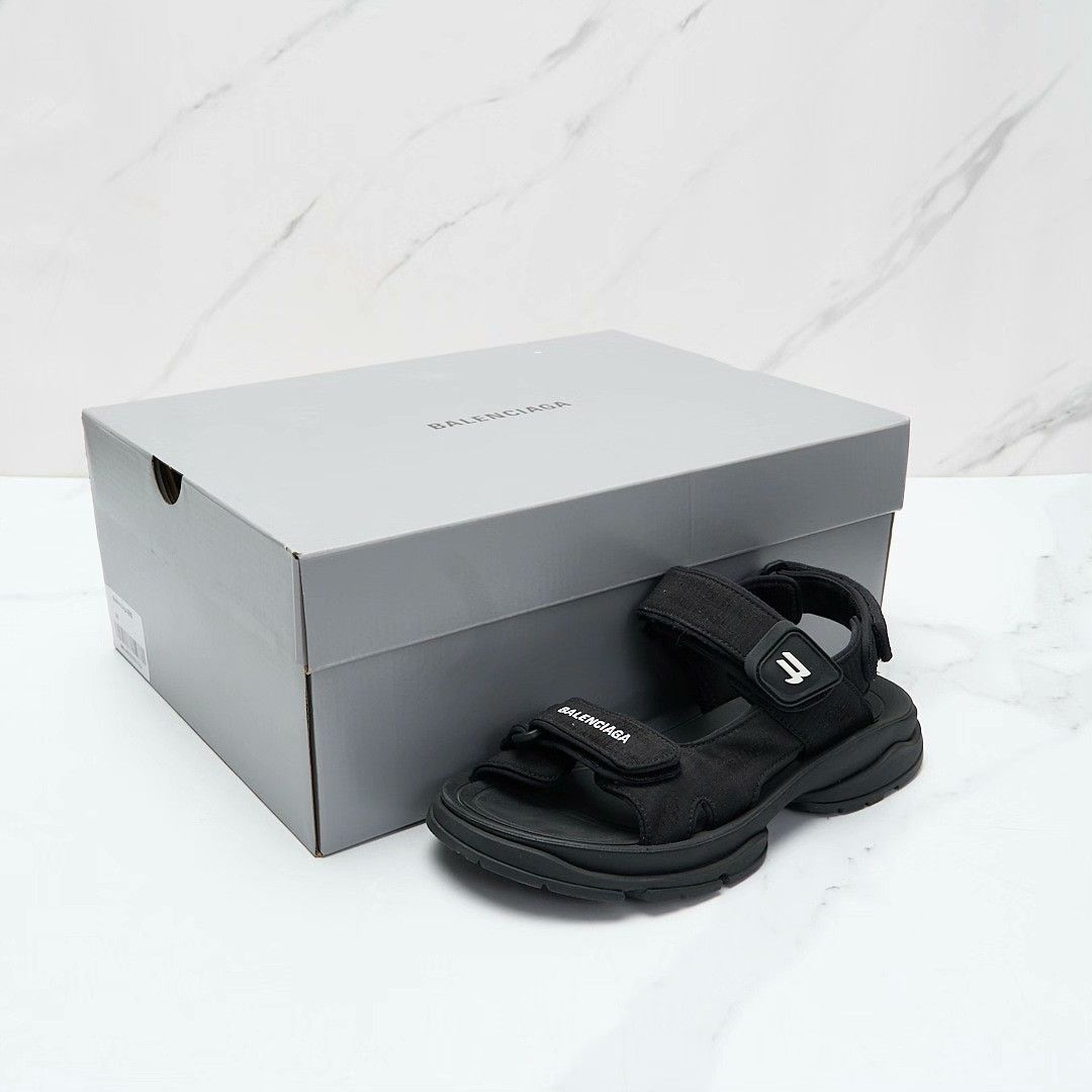 Balenciaga Balenciaga Women's Logo Sandals Size US 6 / IT 36 - 1 Thumbnail