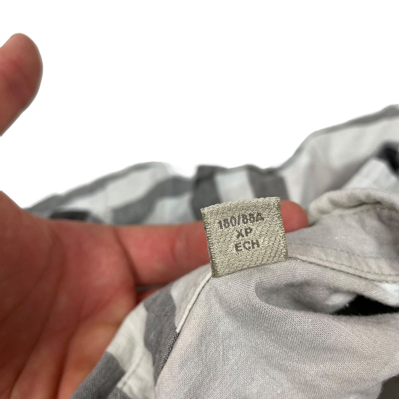 Burberry Burberry Brit Men's Gray Plaid Collared Long Sleeve Shirt XS Size US XS / EU 42 / 0 - 7 Thumbnail