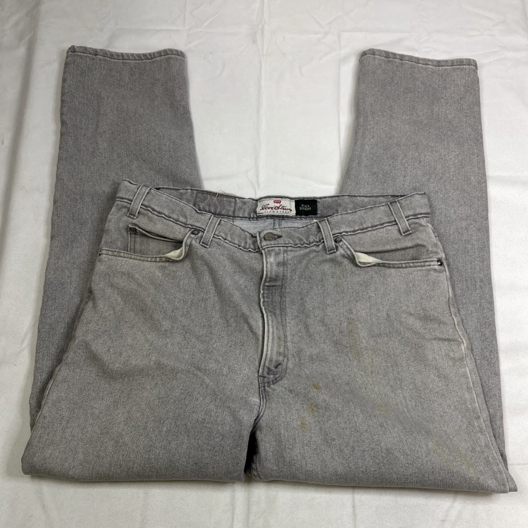 Levi's VINTAGE Levi's 540 Jeans Mens 40 x 32 Gray Loose Tapered 90s Y2K USA Made Tag 40 X 32 - Jeans - Mens Size US 40 / EU 56 - 3 Thumbnail