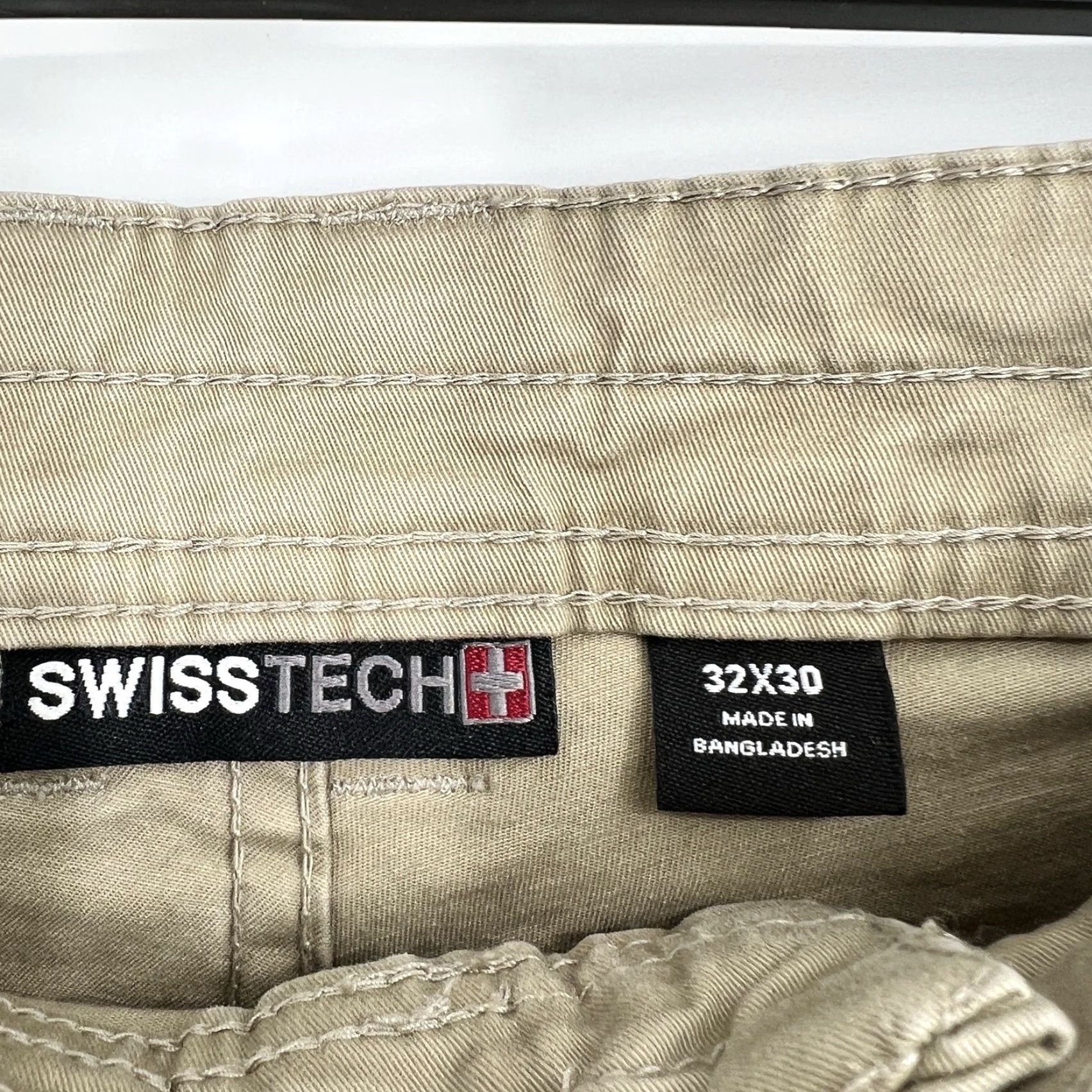 Vintage Swiss Tech Khaki Pants 32x27 Casual Workwear Men Beige Cotton Blend Relaxed Straight 27in Pockets Size US 32 / EU 48 - 4 Thumbnail