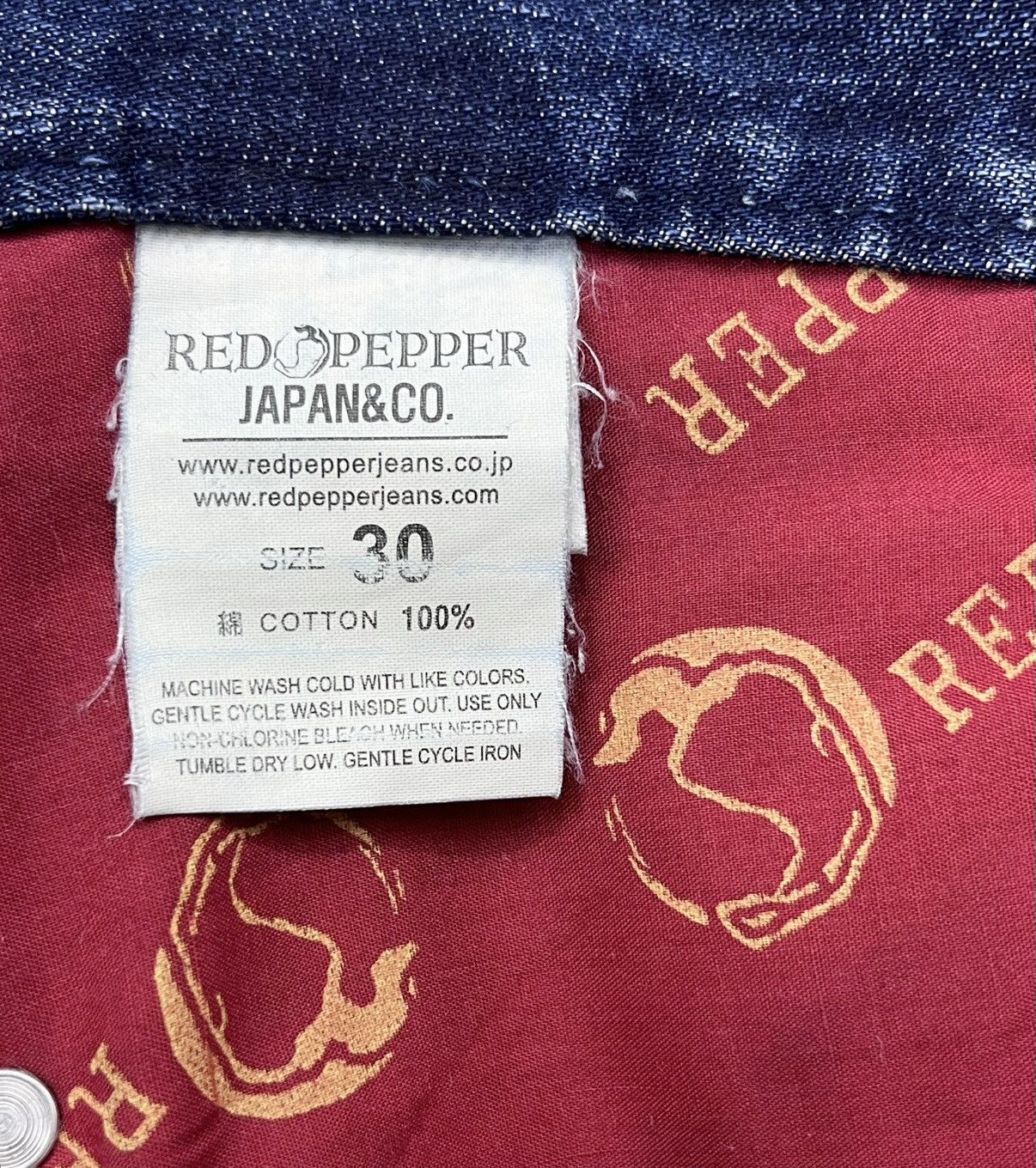 Vintage FYE🔥Vintage RED PEPPER Punk Angel Wings Big Spell-out Jeans Size 31" - 21 Thumbnail