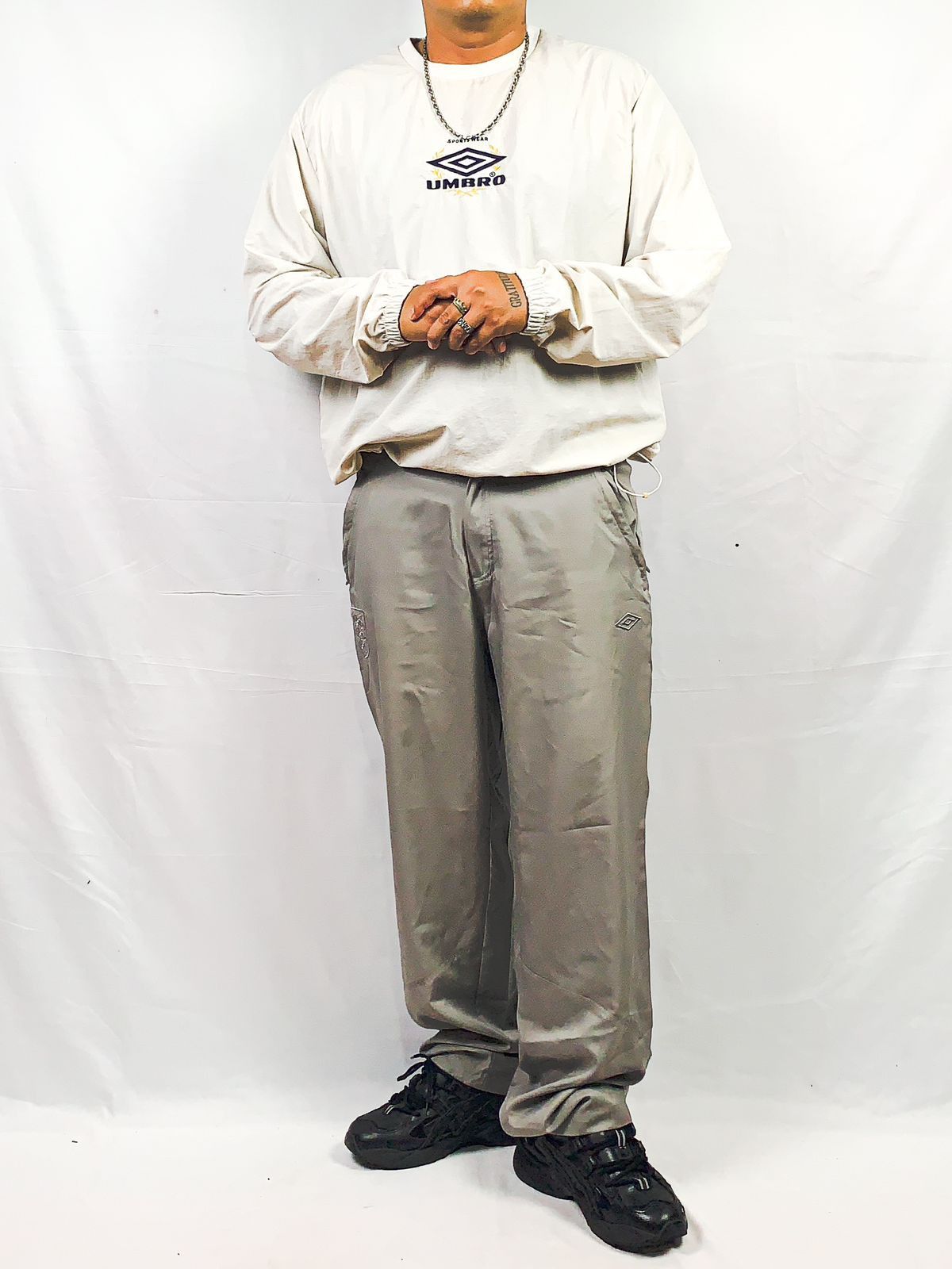 Slam Jam × Umbro Umbro England FC Essentials Gray Track Pants (L) Size US 33 - 2 Thumbnail