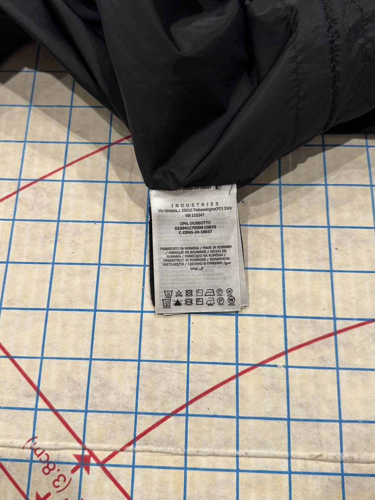 Moncler Moncler Lightweight Parka Black Women’s Size 2 Zip Jacket Size XS / US 0-2 / IT 36-38 - 9 Thumbnail