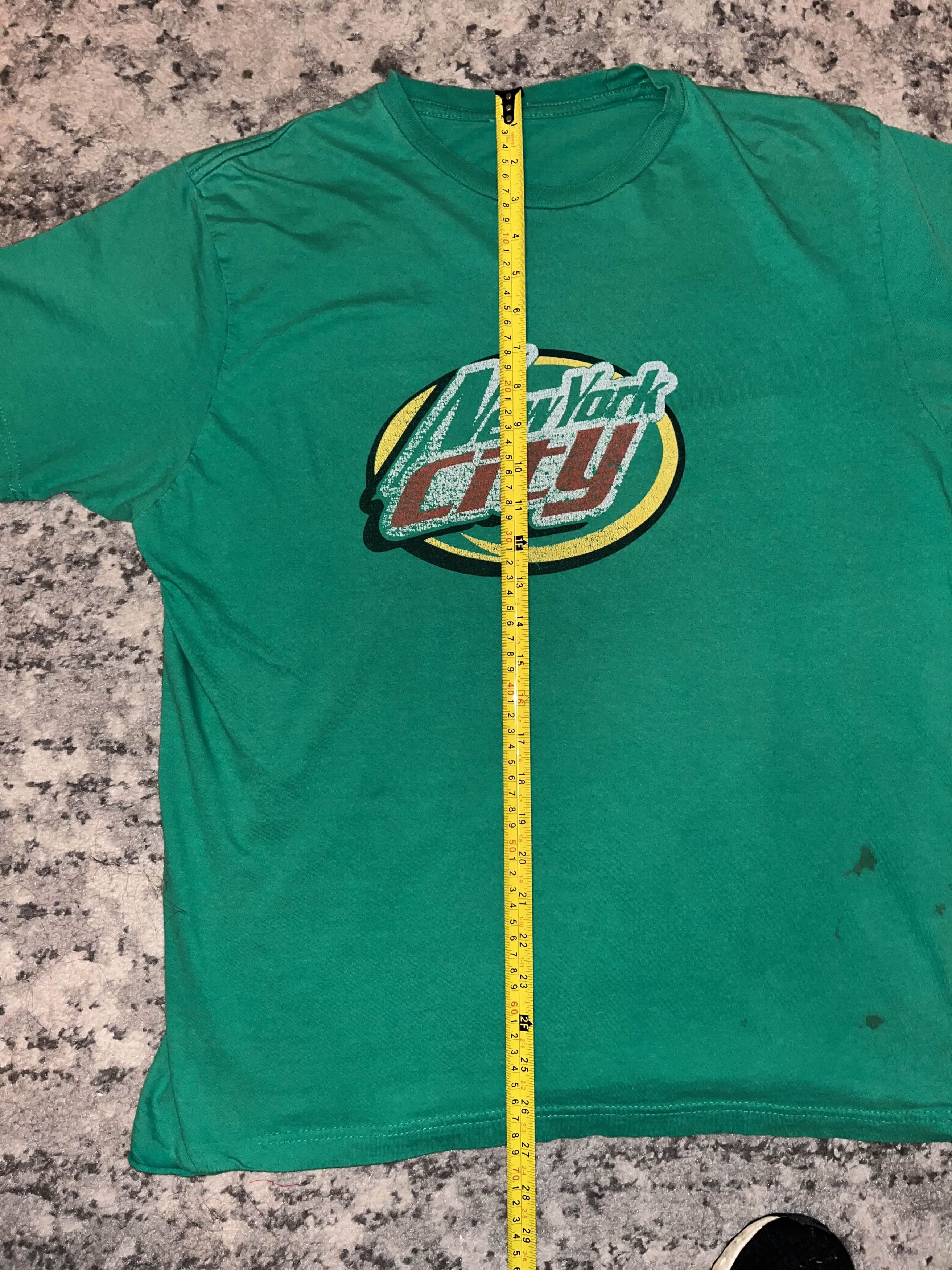 Vintage Y2K New York City Mtn Dew Parody Shirt Size US L / EU 52-54 / 3 - 4 Thumbnail