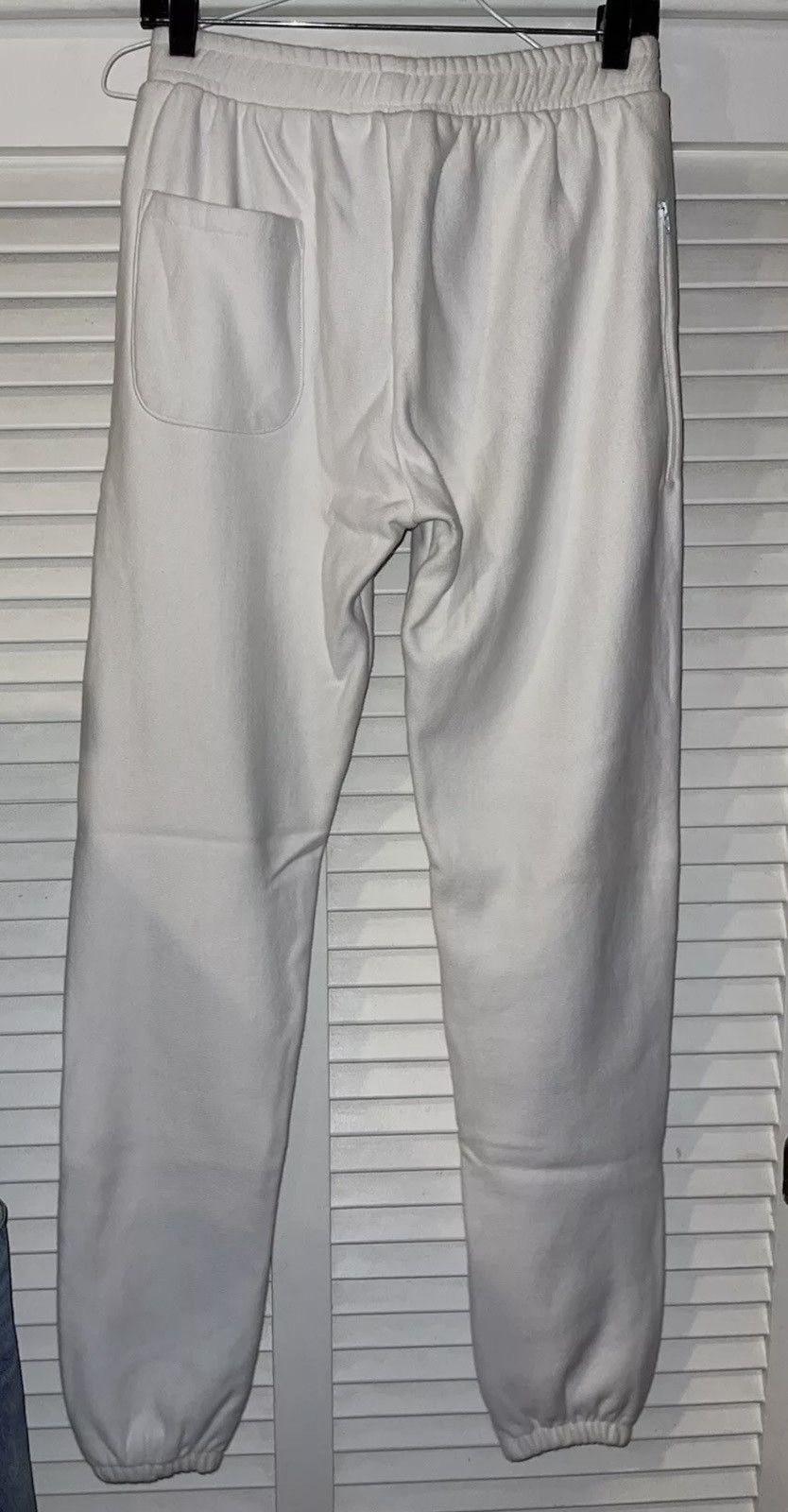 Vetements Vetements umbro 2018 white sweatpants brand new Size US 30 / EU 46 - 2 Thumbnail