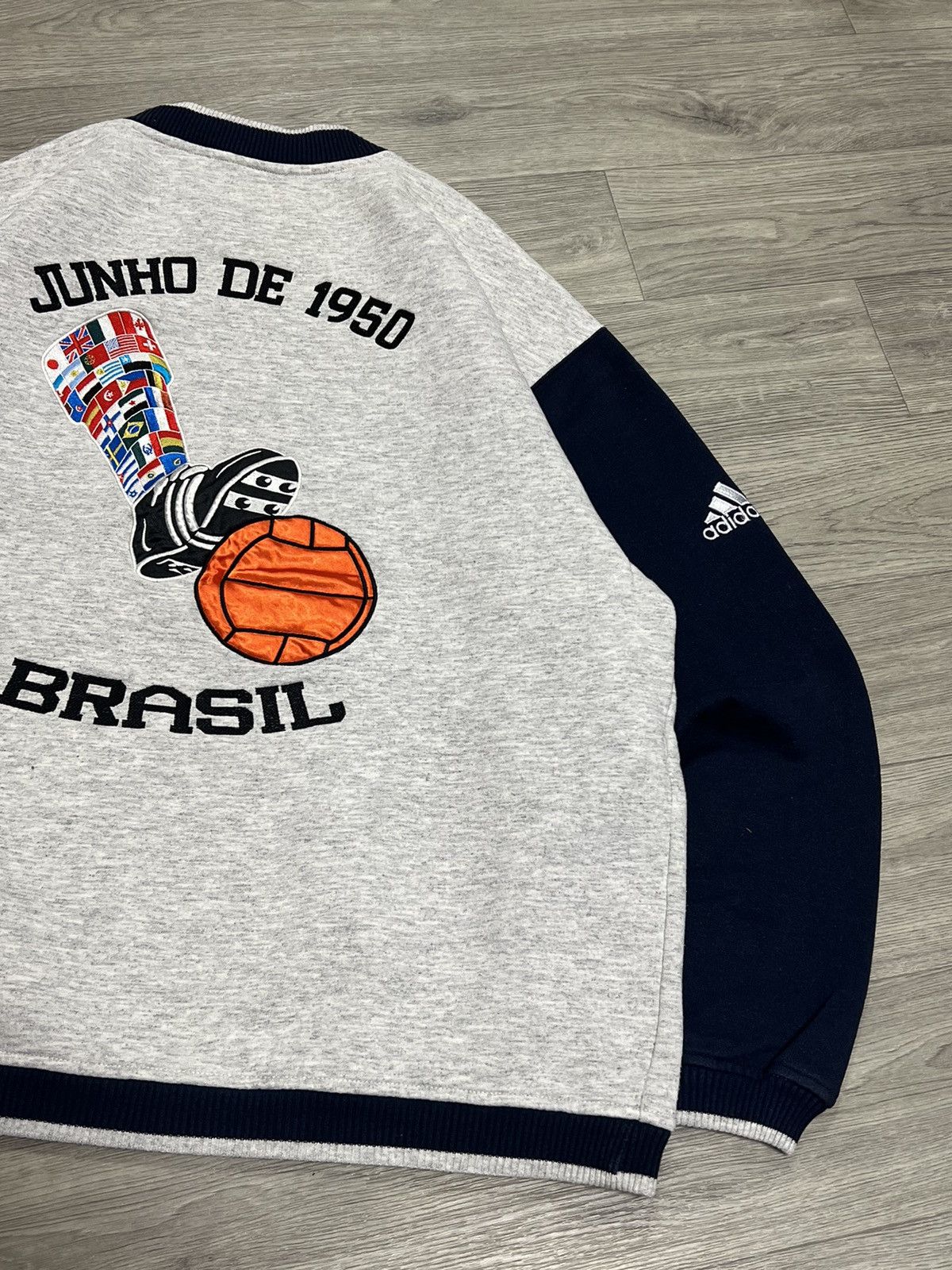 Adidas × Vintage Adidas Mundial football Brazil vintage sweatshirt Size US L / EU 52-54 / 3 - 7 Thumbnail