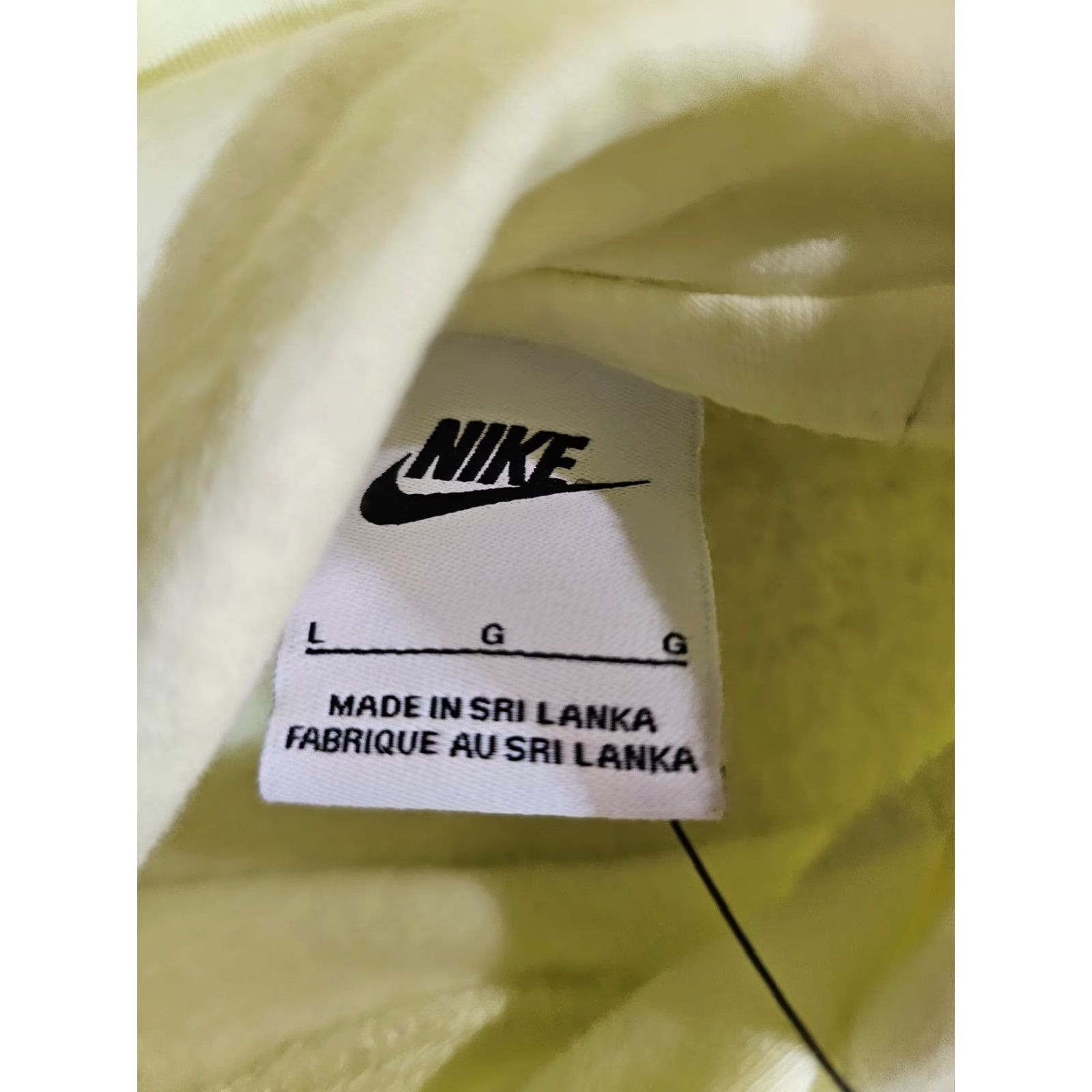 Nike VINTAGE Nike Sportswear Signature Pullover Hooded Sweatshirt Mens Size Large Yellow Size US L / EU 52-54 / 3 - 7 Thumbnail