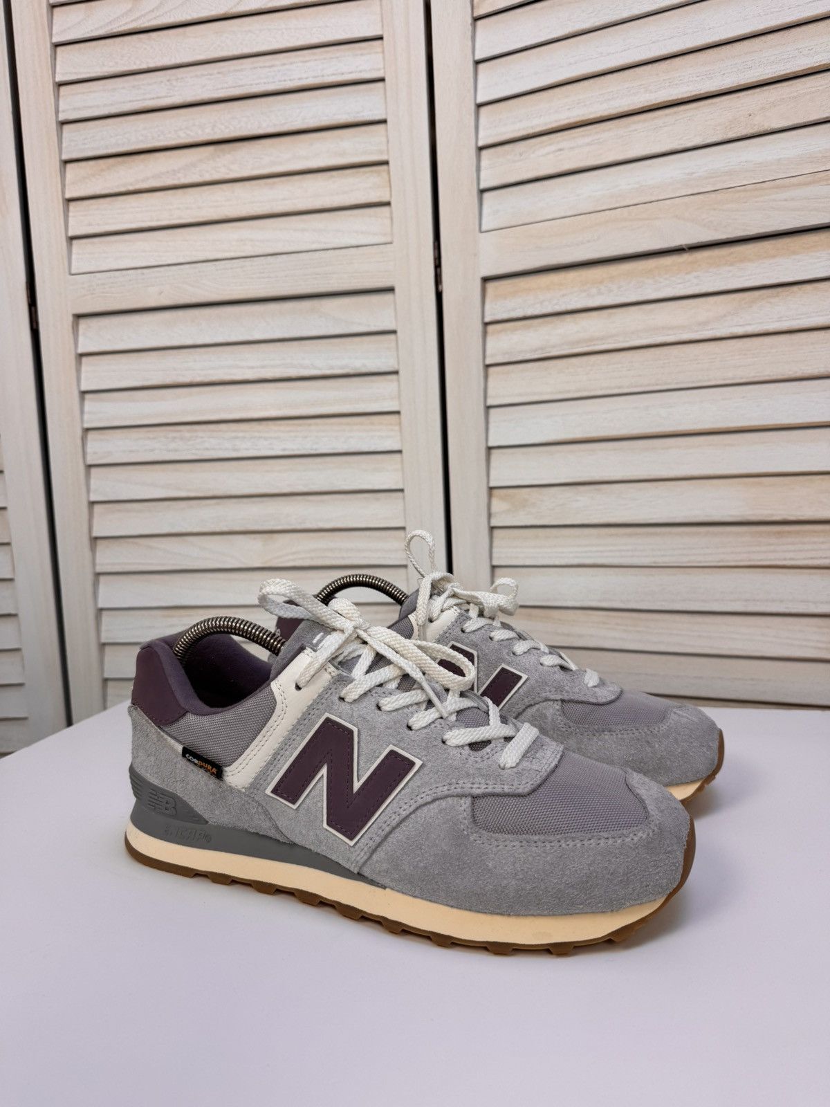 New Balance New Balance 574 Sneakers Grey / Purple (U574YGD) Men's Size US 10 / EU 43 - 2 Thumbnail