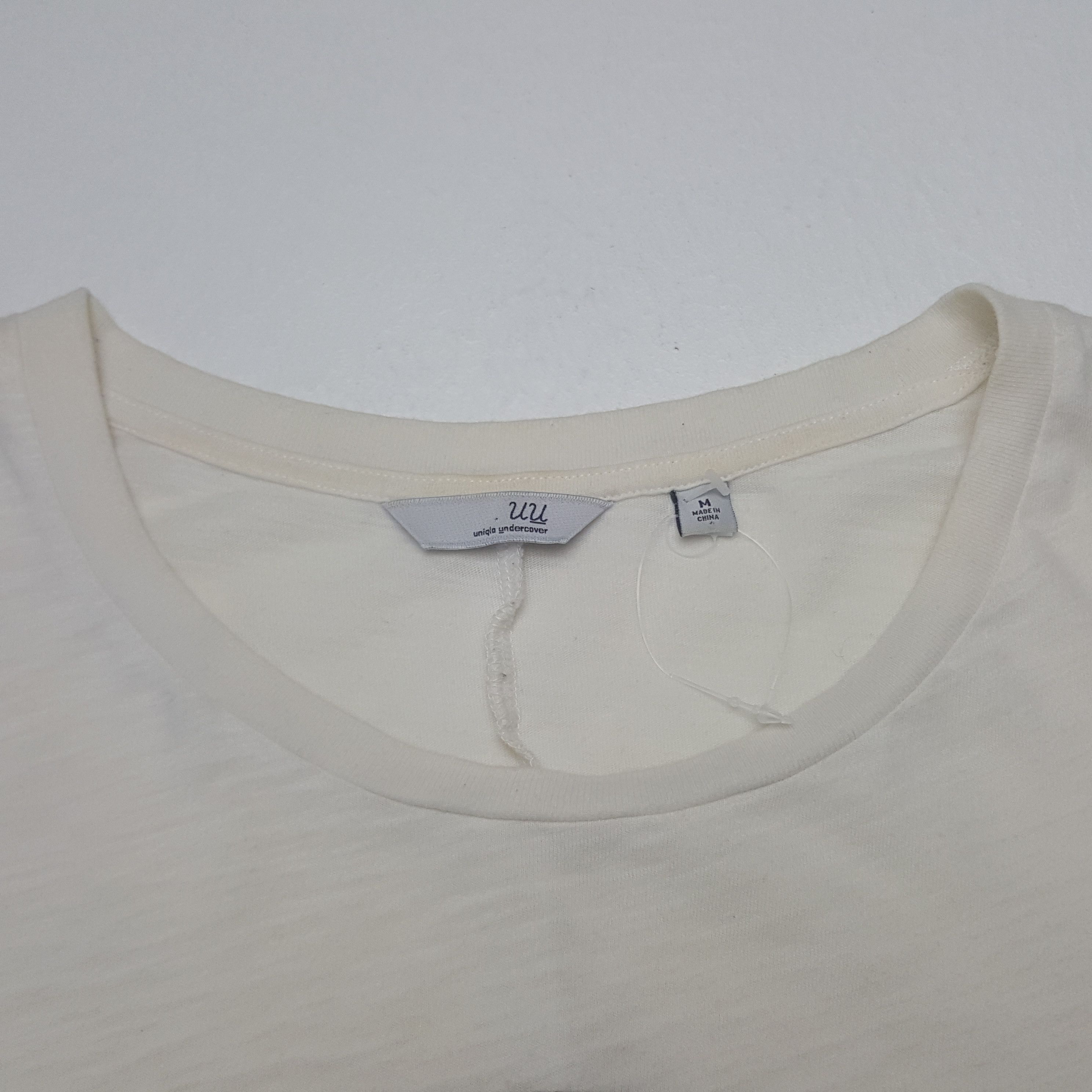 Undercover Vintage Uniqlo Undercover Japanese Brand Tshirt C312N41 Size US M / EU 48-50 / 2 - 4 Thumbnail
