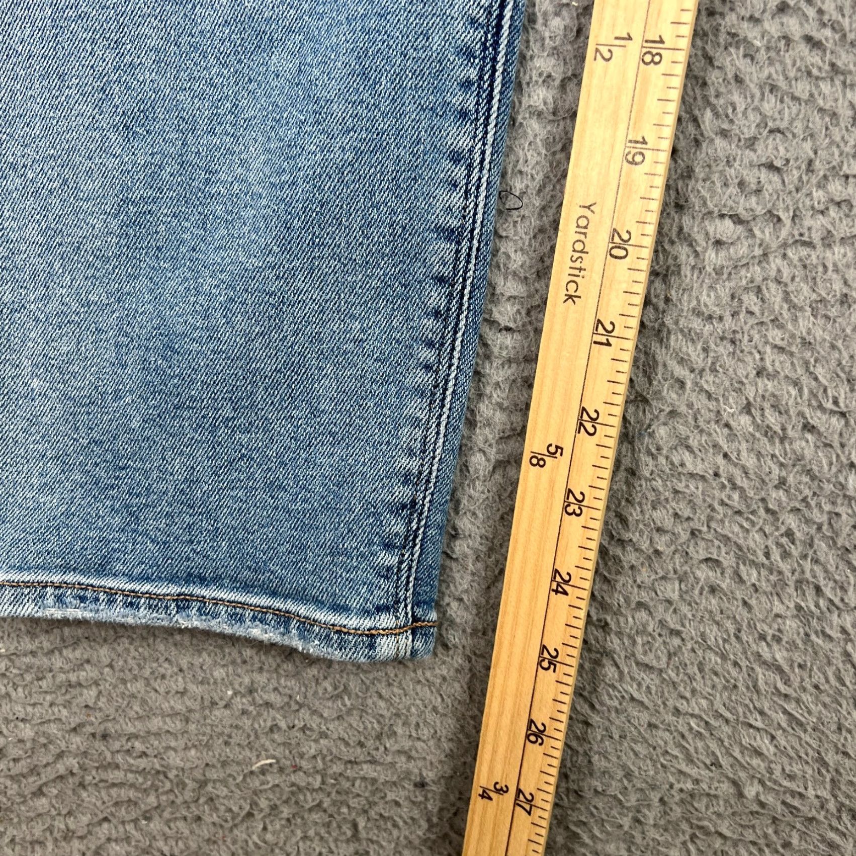 American Eagle Outfitters American Eagle Outfitters Jeans Womens 12 Short Distressed Button Fly Cotton Blend Denim Mom Size 34" / US 12 / IT 48 - 3 Thumbnail