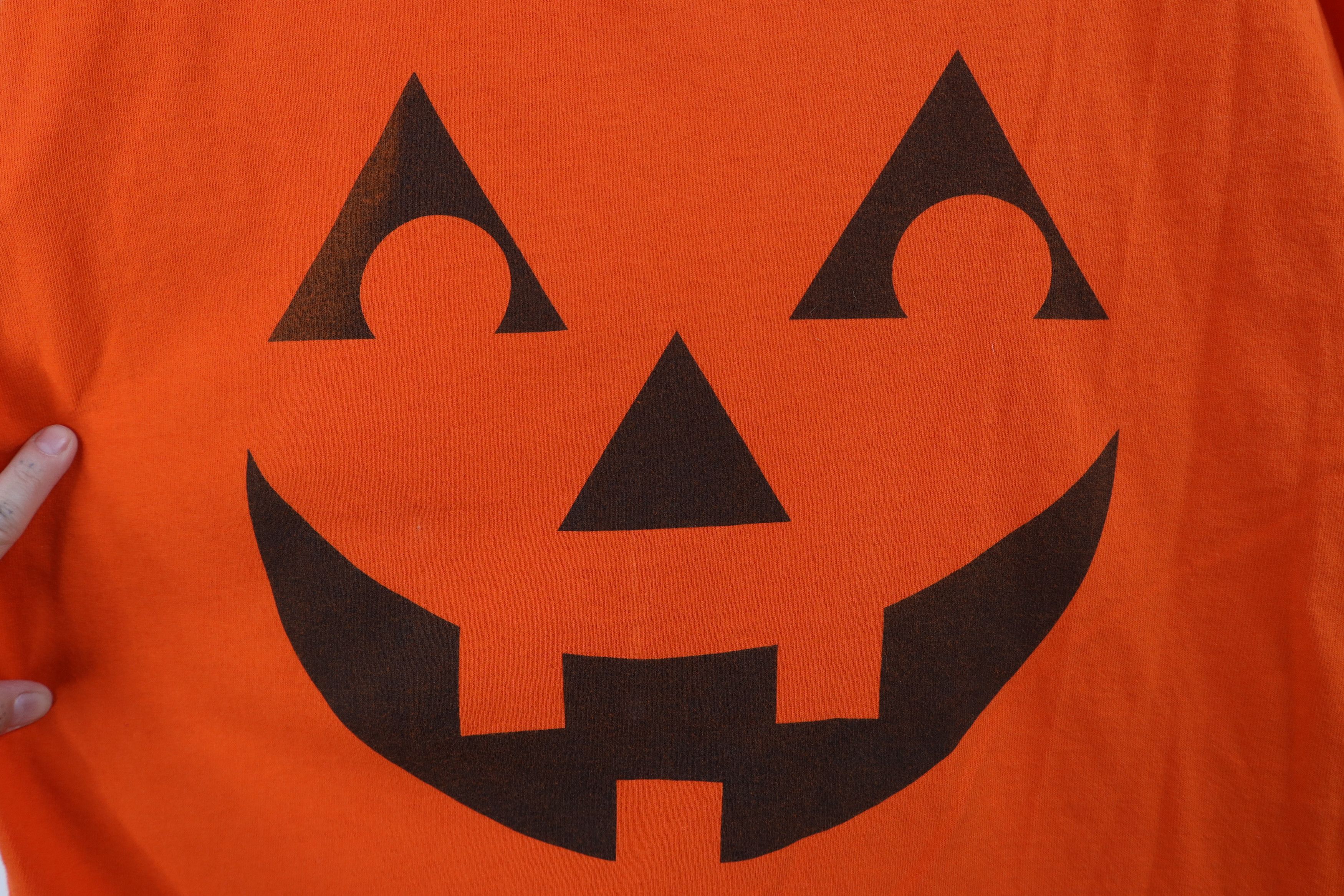 Vintage Vintage 90s Streetwear Pumpkin Face Short Sleeve T-Shirt Size US XL / EU 56 / 4 - 4 Thumbnail