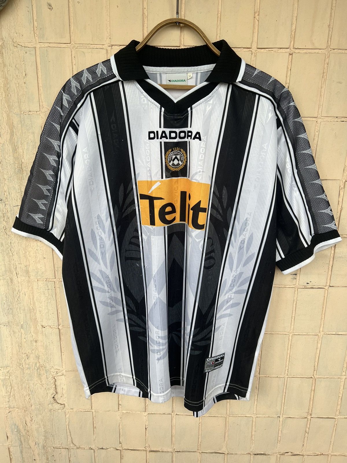 Diadora Vintage Udinese Calcio Diadora Italy 99s Home Soccer Jersey Size US L / EU 52-54 / 3 - 3 Thumbnail