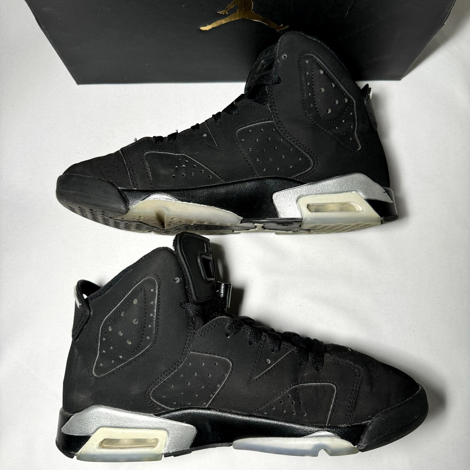 Jordan Brand × Nike Size 7 - Nike Air Jordan 6 Retro GS Chrome 2022 Men's Shoes Size US 7 / EU 40 - 3 Thumbnail