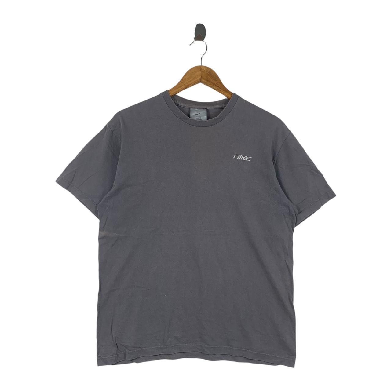 Nike Vintage NIKE SPORTSWEAR Embroidered Logo Tee Shirt Size US XL / EU 56 / 4 - 1 Thumbnail