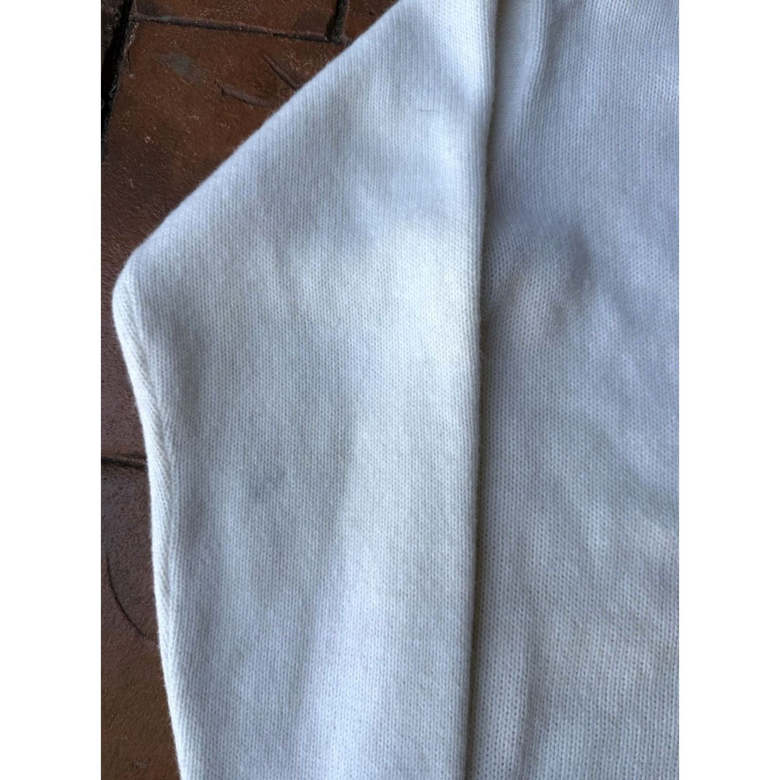 Vintage VINTAGE Athletic Knitwear Varsity Lettermans School Sweater Cardigan Unisex Adults 38 White Long Sleeve V-Neck Embroidered Patch Logo Pockets Size XS / US 0-2 / IT 36-38 - 5 Thumbnail