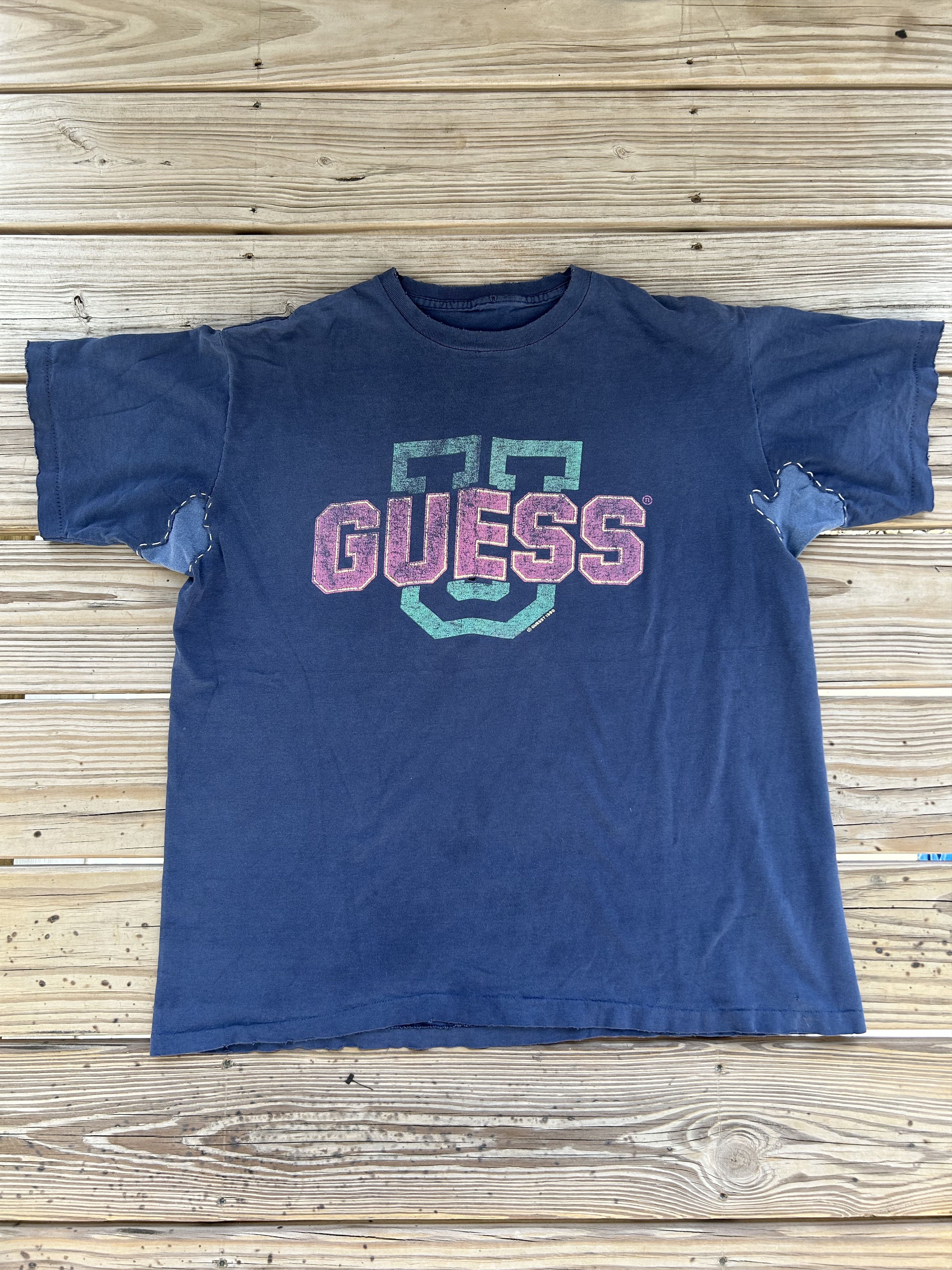 Guess 1990 Vintage Guess Tee Size US L / EU 52-54 / 3 - 1 Thumbnail