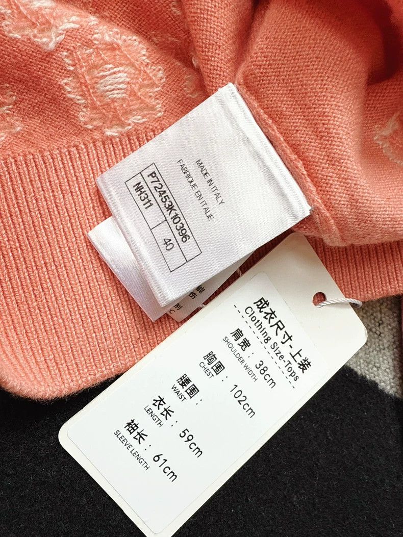 Chanel Chanel 22P Spring and Summer Preview Orange Pink White Lit Size S / US 4 / IT 40 - 5 Thumbnail