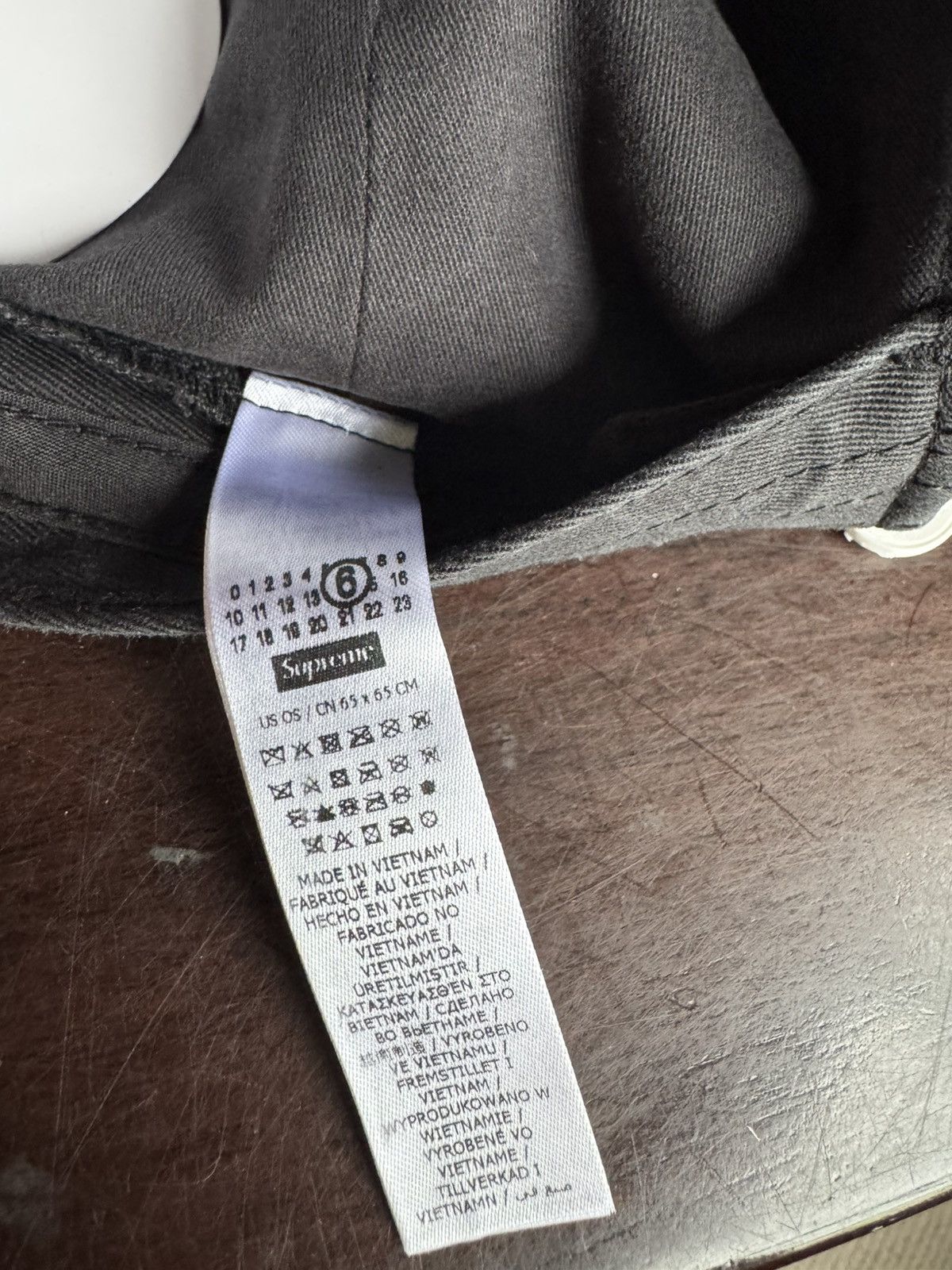 Maison Margiela × Supreme Supreme MM6 Maison Margiela Split 6 Panel Hat Black Size ONE SIZE - 8 Thumbnail