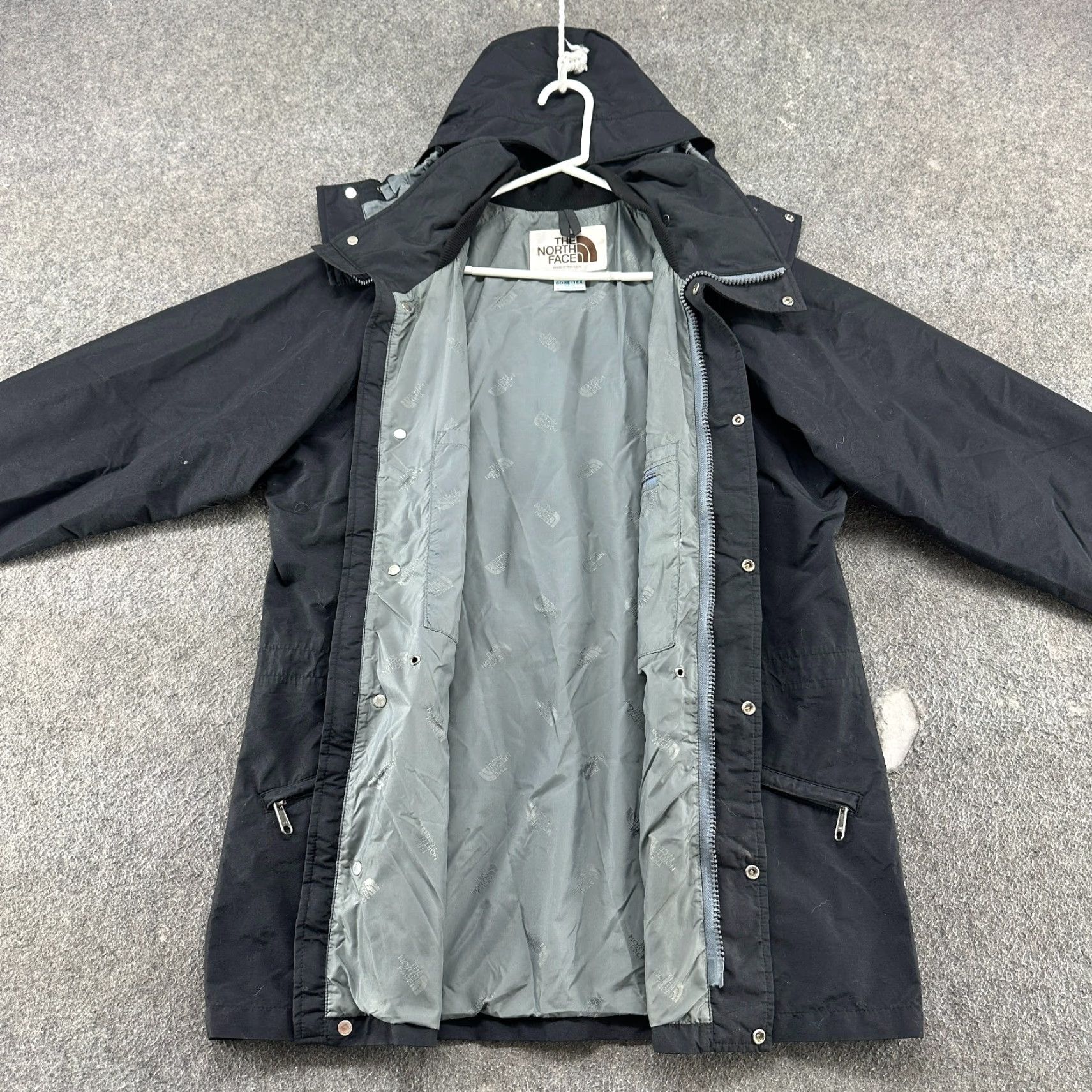 The North Face VINTAGE The North Face Jacket Mens L Parka Hooded Goretex Nylon 90s Black Size US L / EU 52-54 / 3 - 2 Thumbnail
